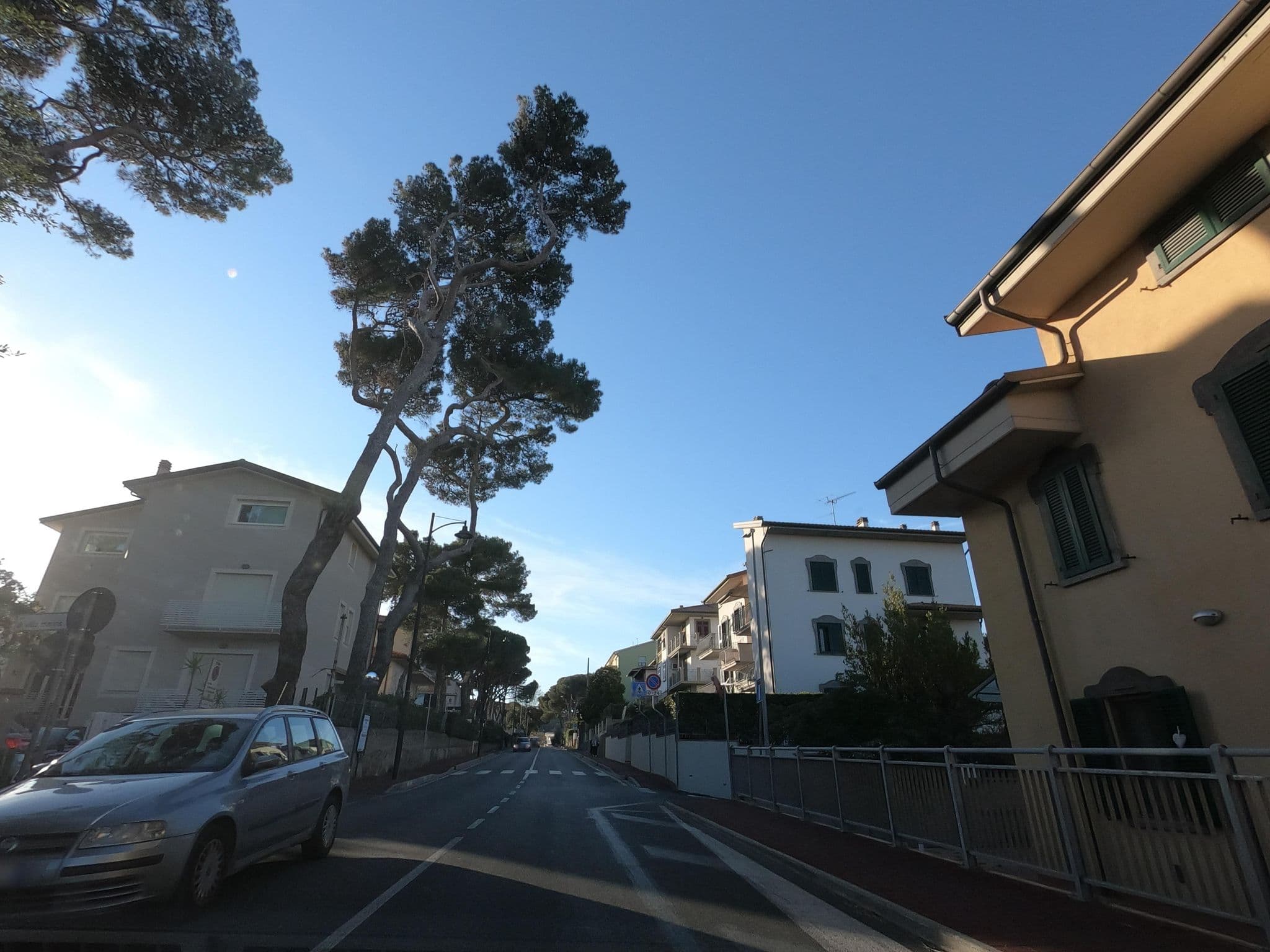 Street view near La Locanda del Bersagliere, Rosignano Solvay-Castiglioncello — © momix (CC BY-SA · Mapillary)