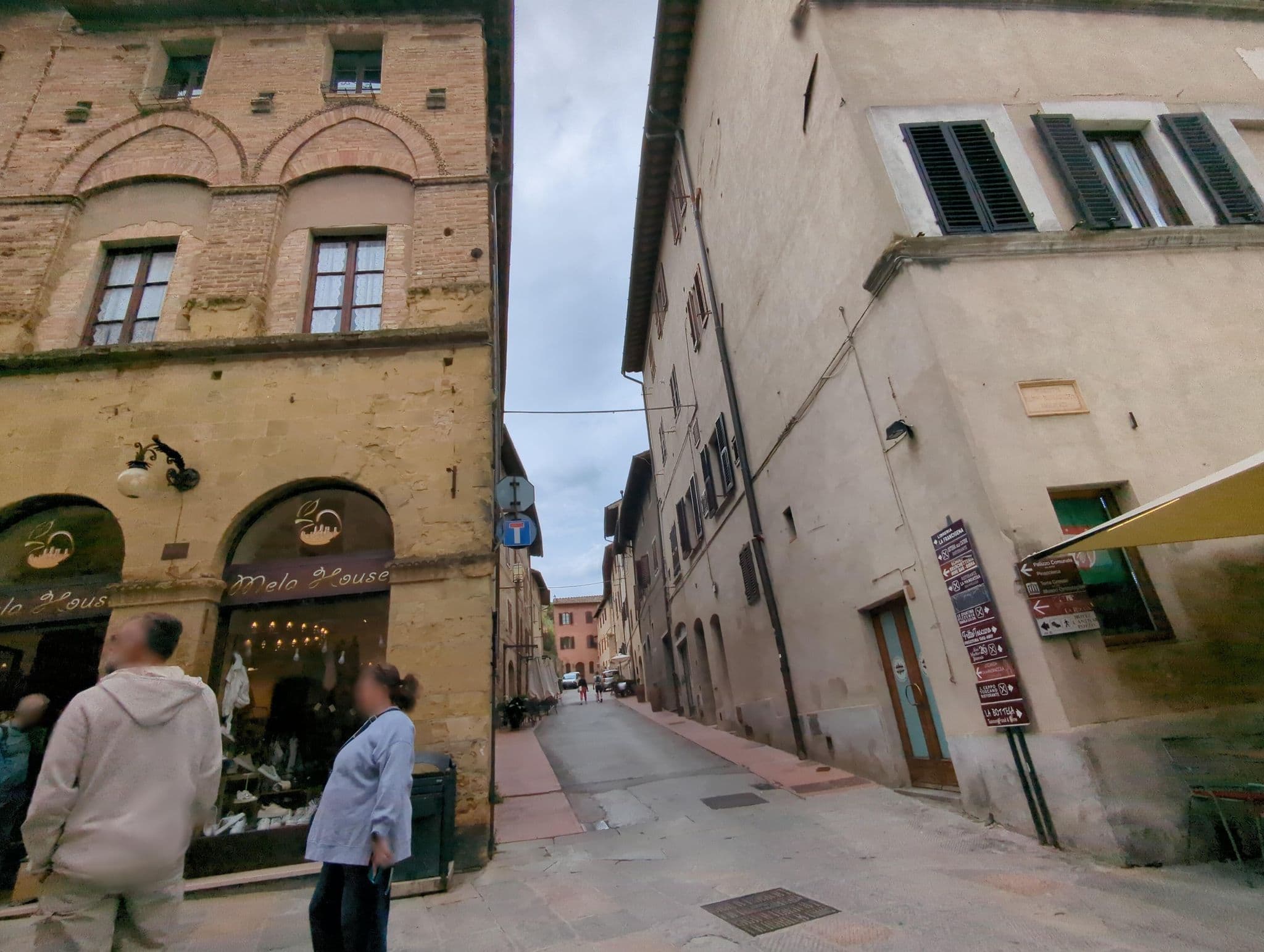 Street view near Locazione Turistica Totti, San Gimignano — © ente (CC BY-SA · Mapillary)