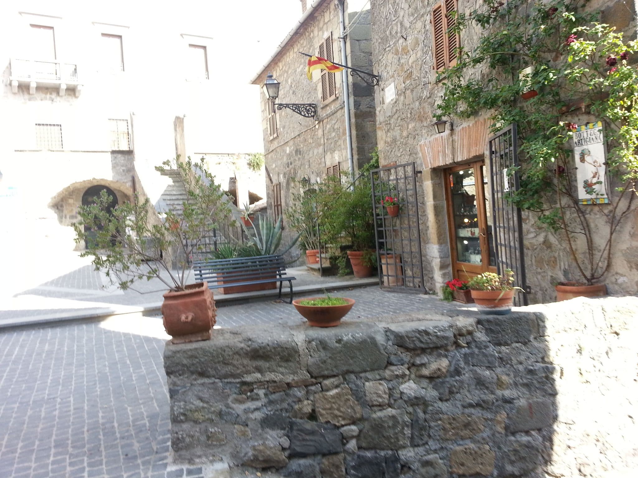 Street view near La Rocca Casa Vacanza, Bolsena — © bluescreen (CC BY-SA · Mapillary)