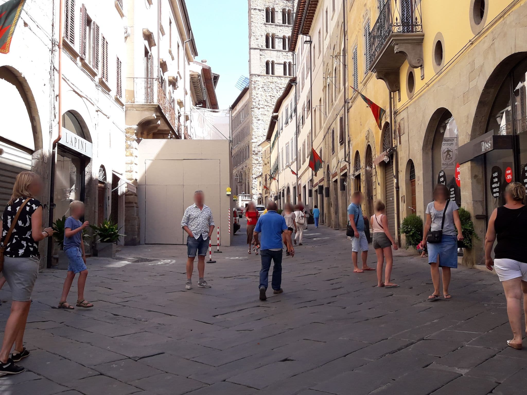 Street view near B&B La Scuderia, Arezzo — © marcussacapuces91 (CC BY-SA · Mapillary)