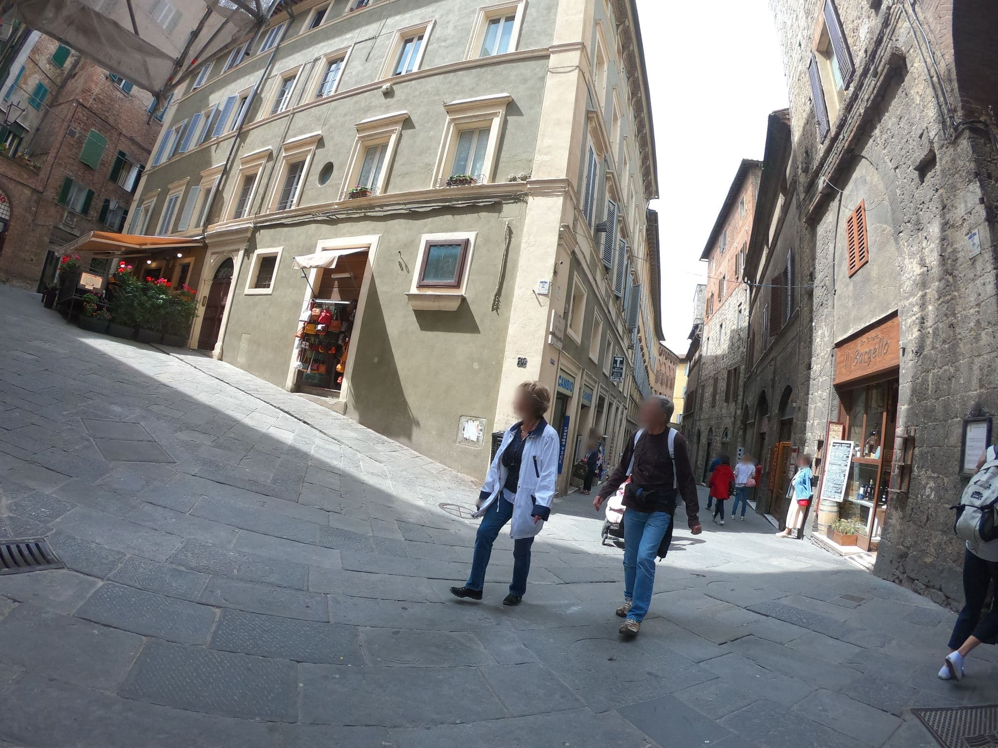 Street view near Appartamento del Campo, Siena — © marcuscalabresus (CC BY-SA · Mapillary)