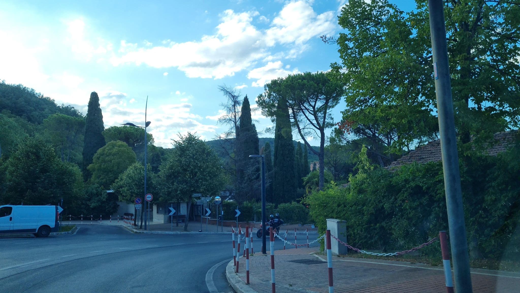 Street view near Hotel Ristorante Nanda, Chianciano Terme — © laniuscollurio (CC BY-SA · Mapillary)