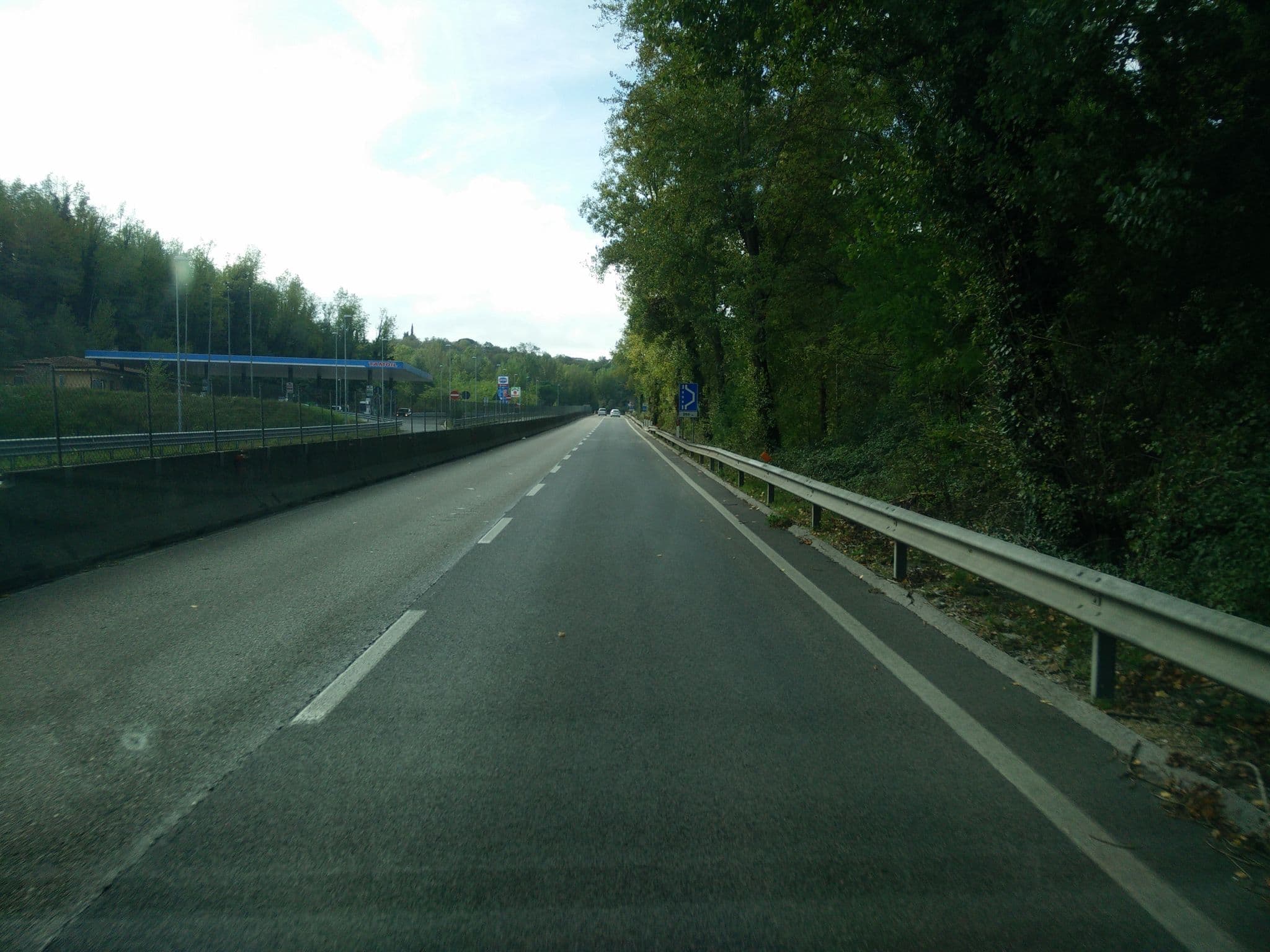Street view near Best 4 Stars Hotel in Siena, Belverde — © joostjakob (CC BY-SA · Mapillary)