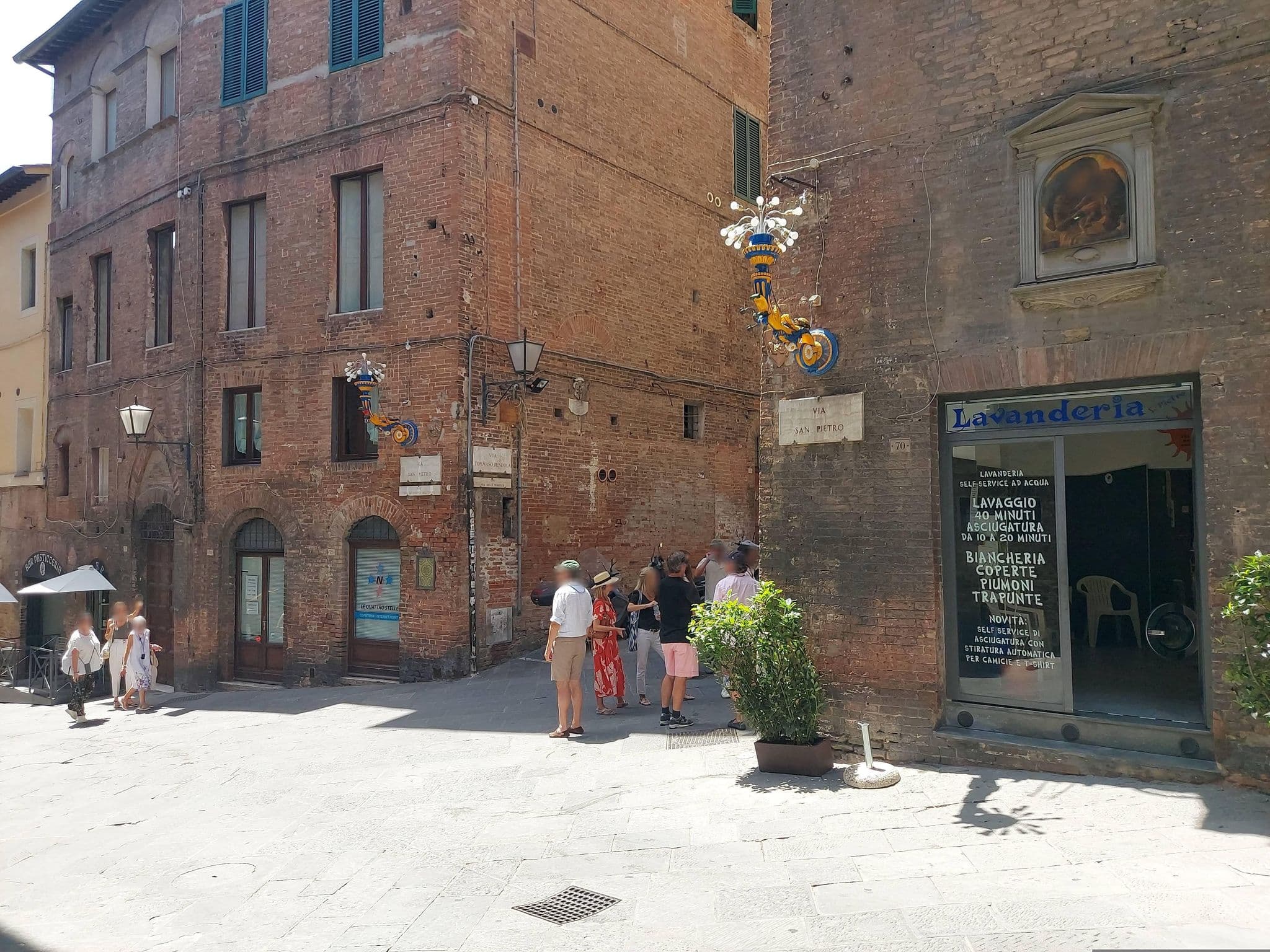 Street view near Camere d'Epoca Siena, Siena — © aldoct (CC BY-SA · Mapillary)