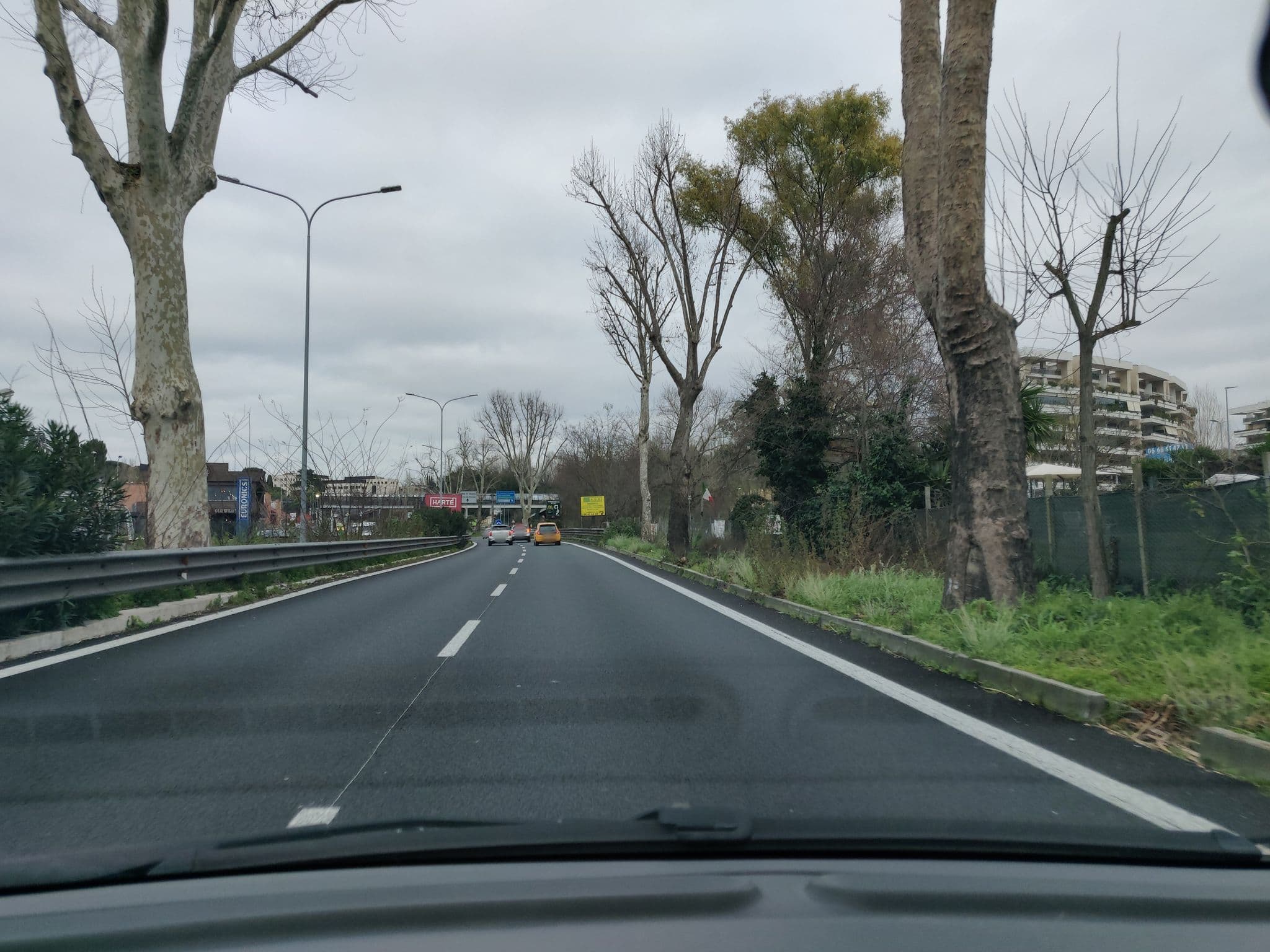 Street view near Hotel Isa, La Massimina-Casal Lumbroso — © panbauletto (CC BY-SA · Mapillary)