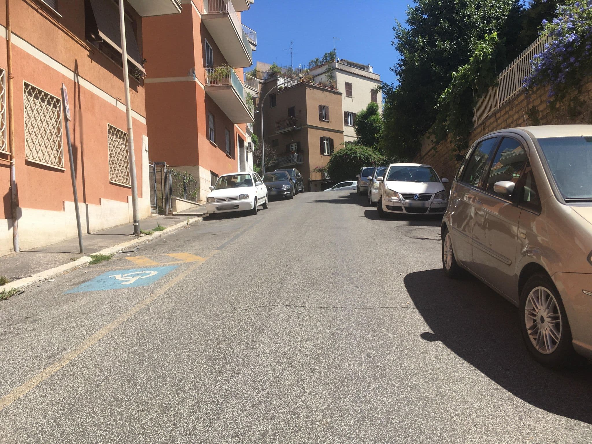 Street view near Lovely Suite, Trastevere — © marsan (CC BY-SA · Mapillary)