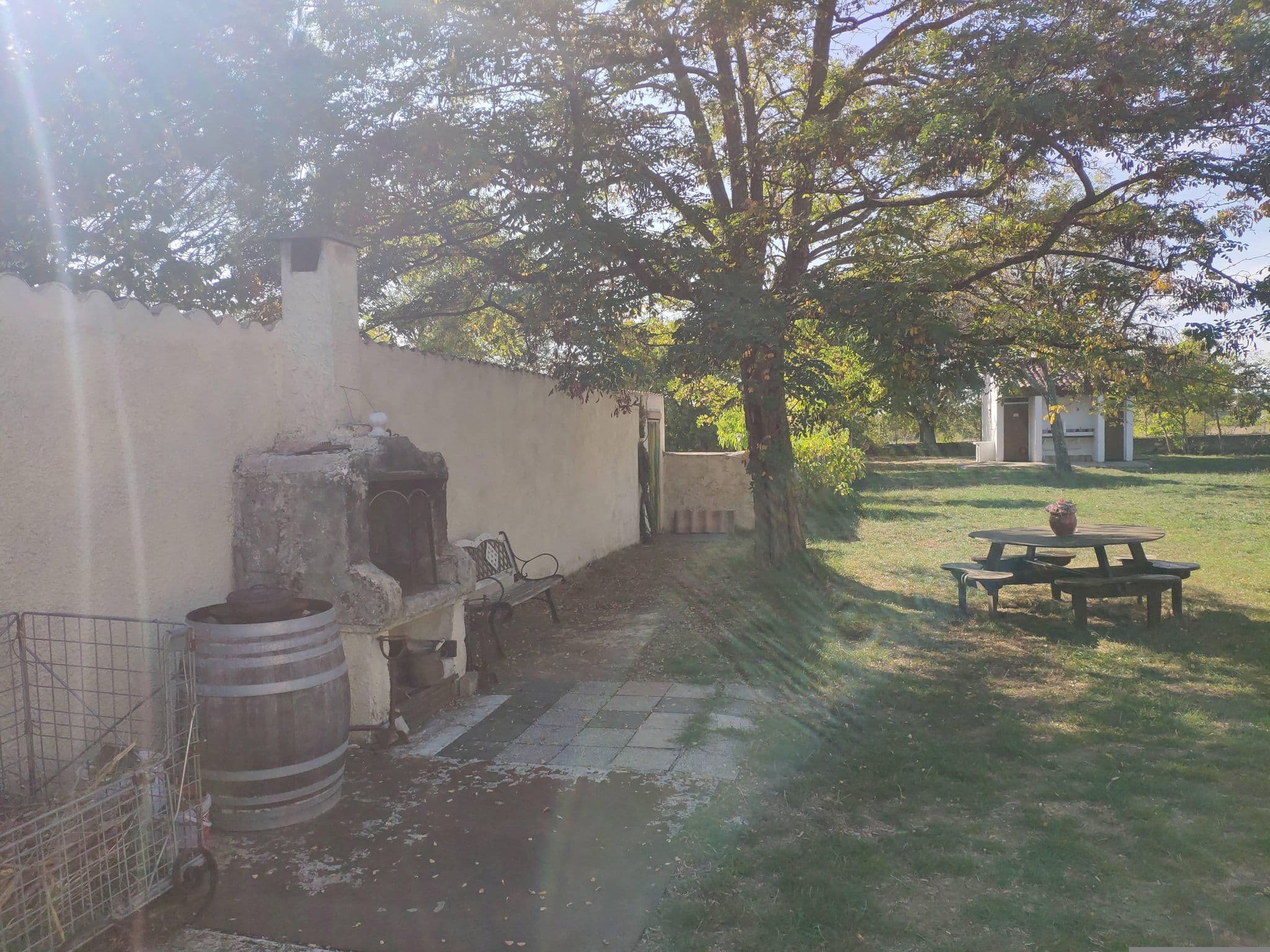 Street view near Camping du Bourboulet, Vallon-Pont-d'Arc — © idealo164 (CC BY-SA · Mapillary)