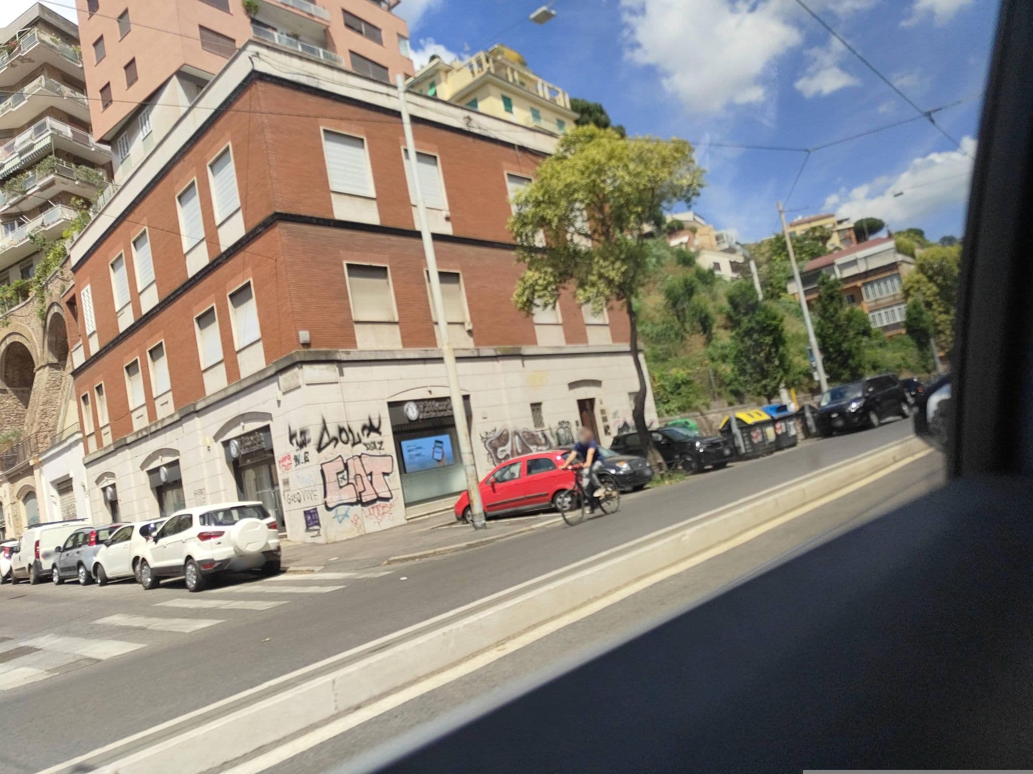Street view near b&b Colorful Suite Yard, Trastevere — © omfg_notpr (CC BY-SA · Mapillary)
