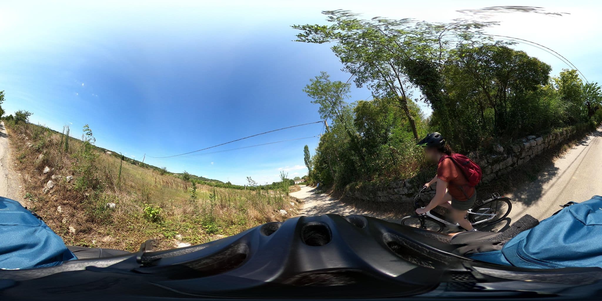 Street view near Le Confluent, Ruoms — © Krob (CC BY-SA · Mapillary)