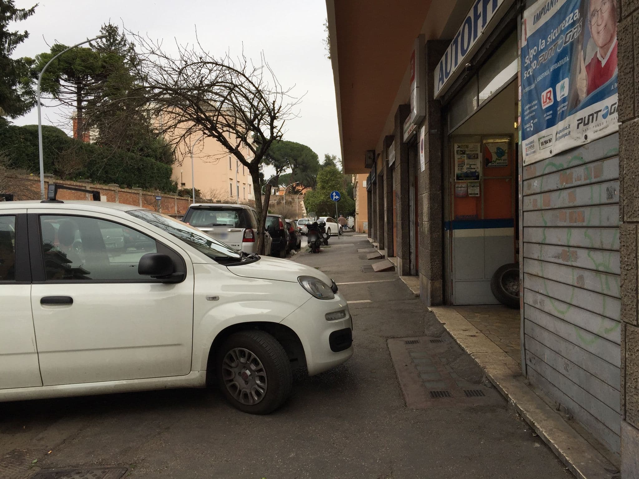 Street view near Felice B&B Monteverde Vecchio, Trastevere — © richlv (CC BY-SA · Mapillary)