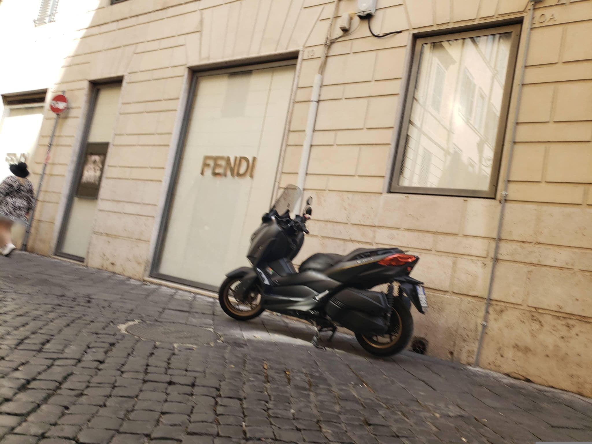 Street view near Residenza Napoleone III, Sant'Eustachio — © mapfool (CC BY-SA · Mapillary)