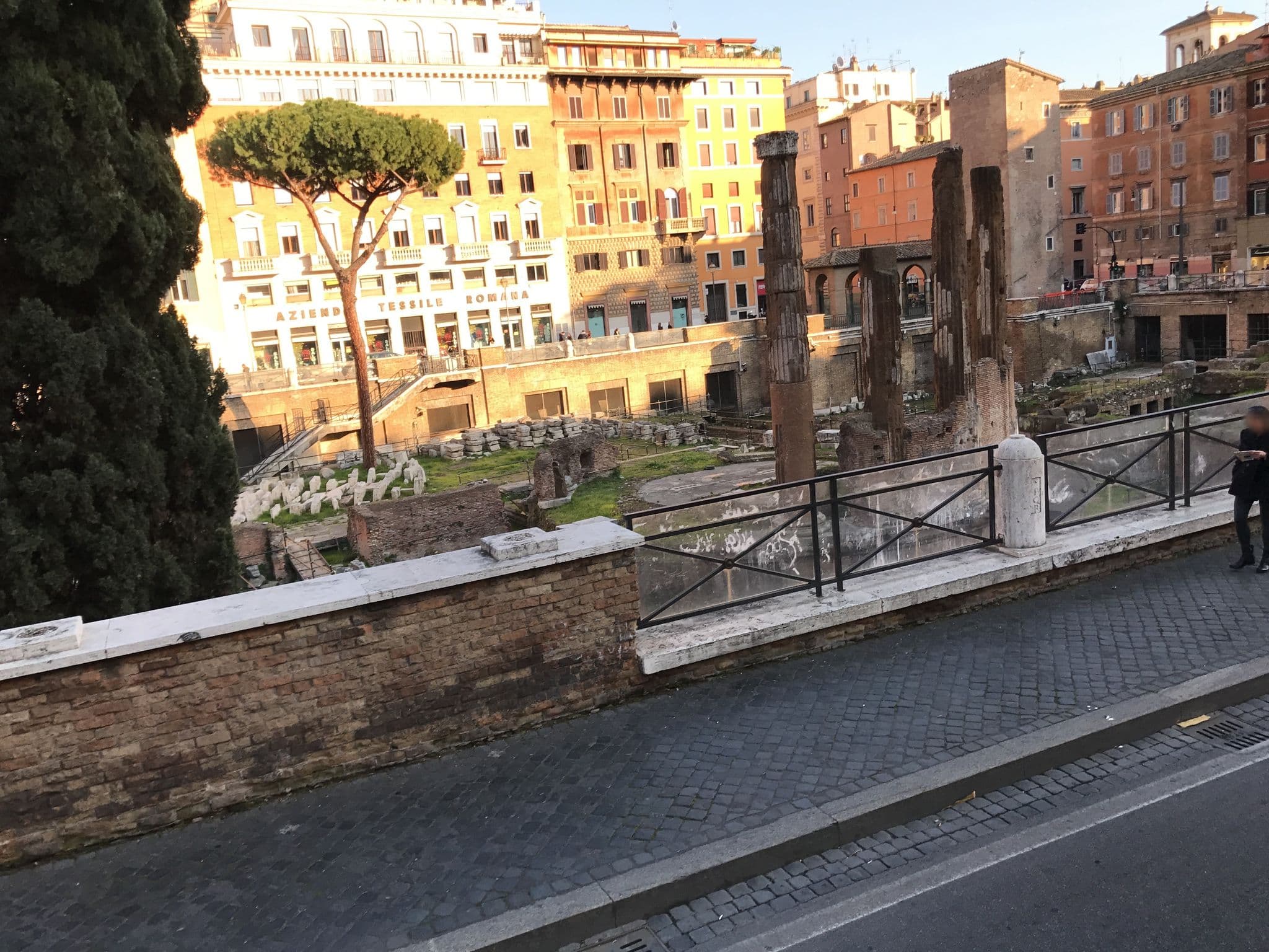 Street view near Hotel Barrett, Parione — © fundacja_geolife (CC BY-SA · Mapillary)