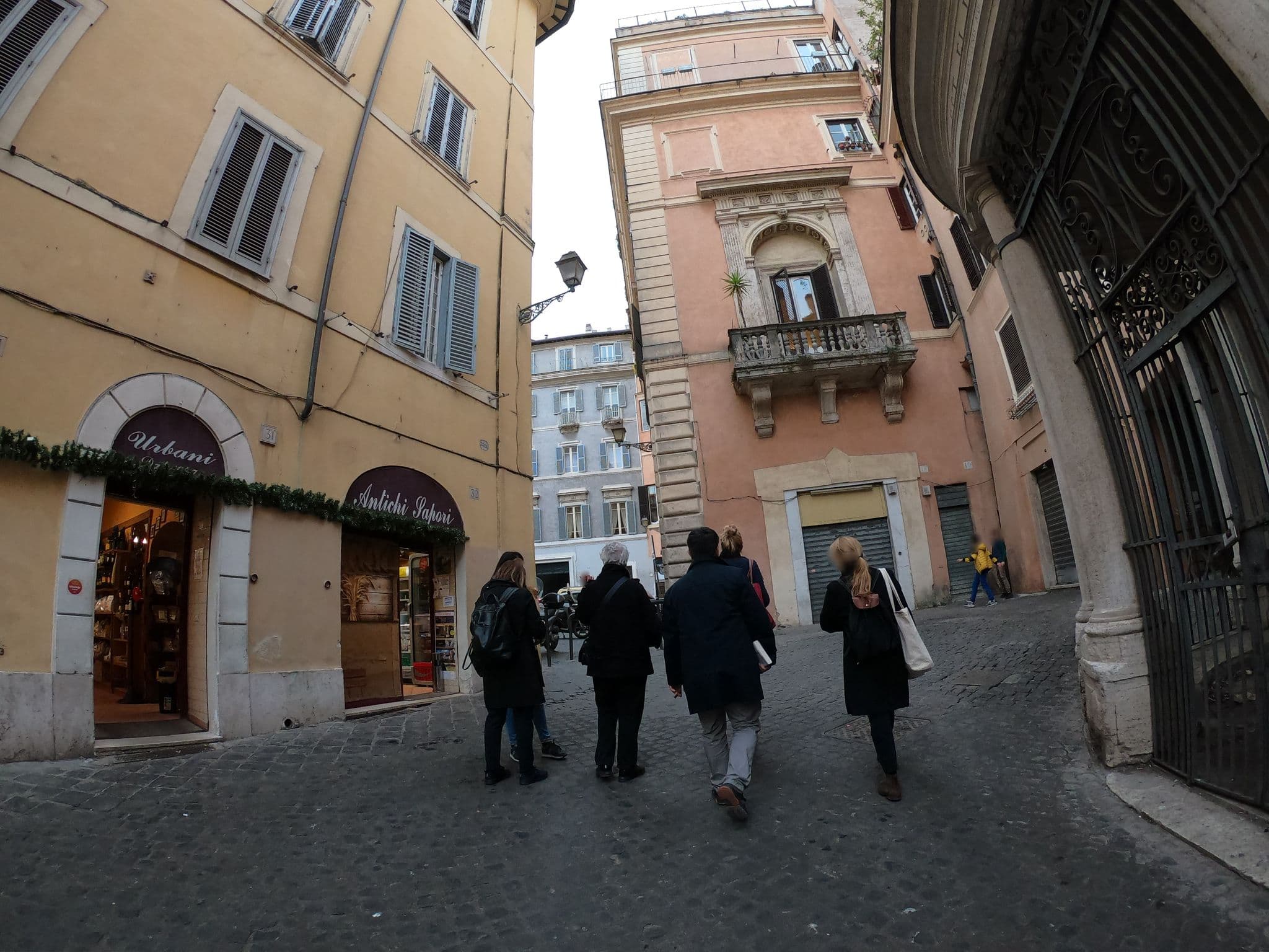 Street view near Costaguti Apartment, Sant'Eustachio — © richlv (CC BY-SA · Mapillary)