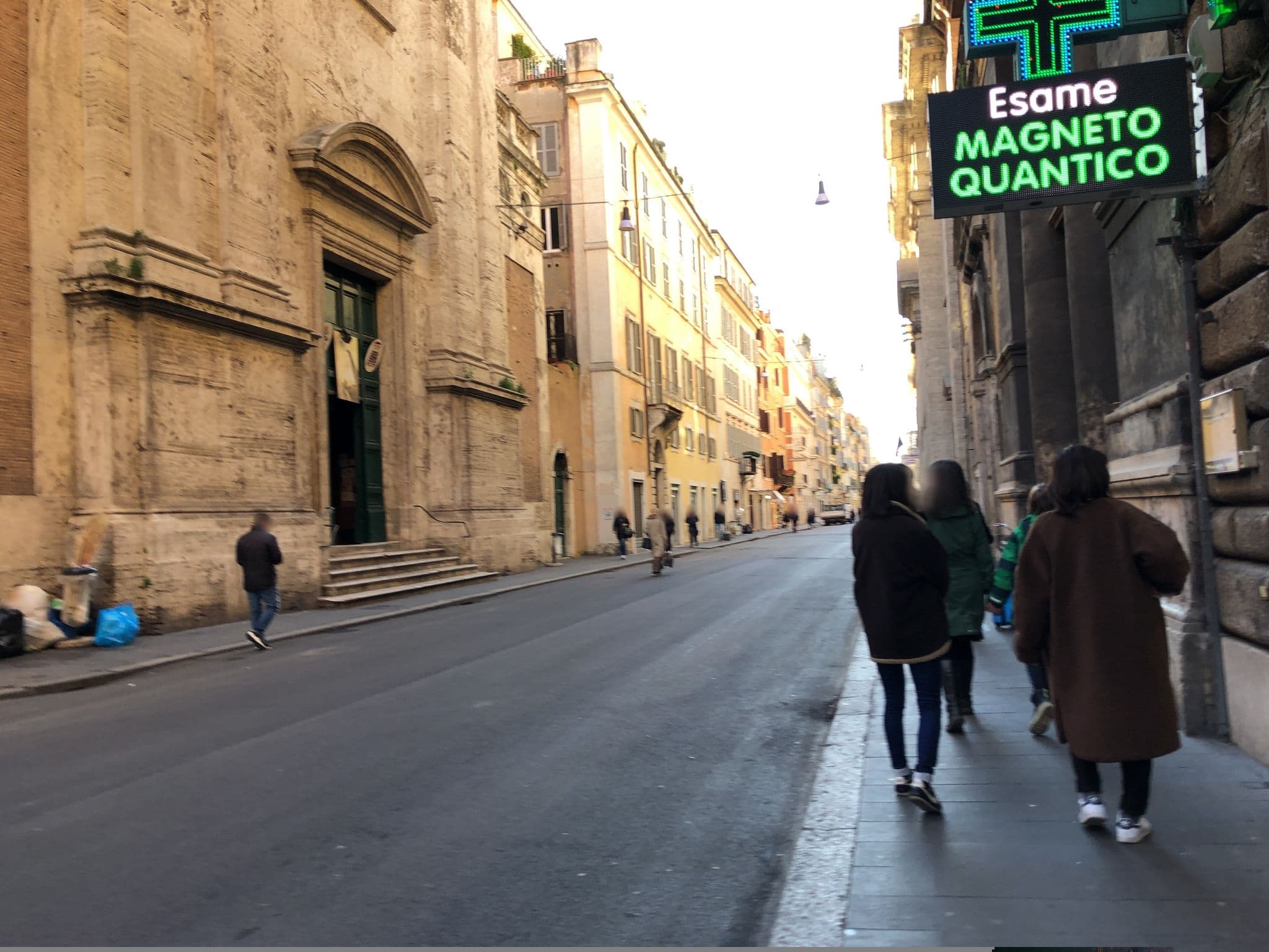 Street view near 504 Corso Suites, Campo Marzio — © peterleth (CC BY-SA · Mapillary)