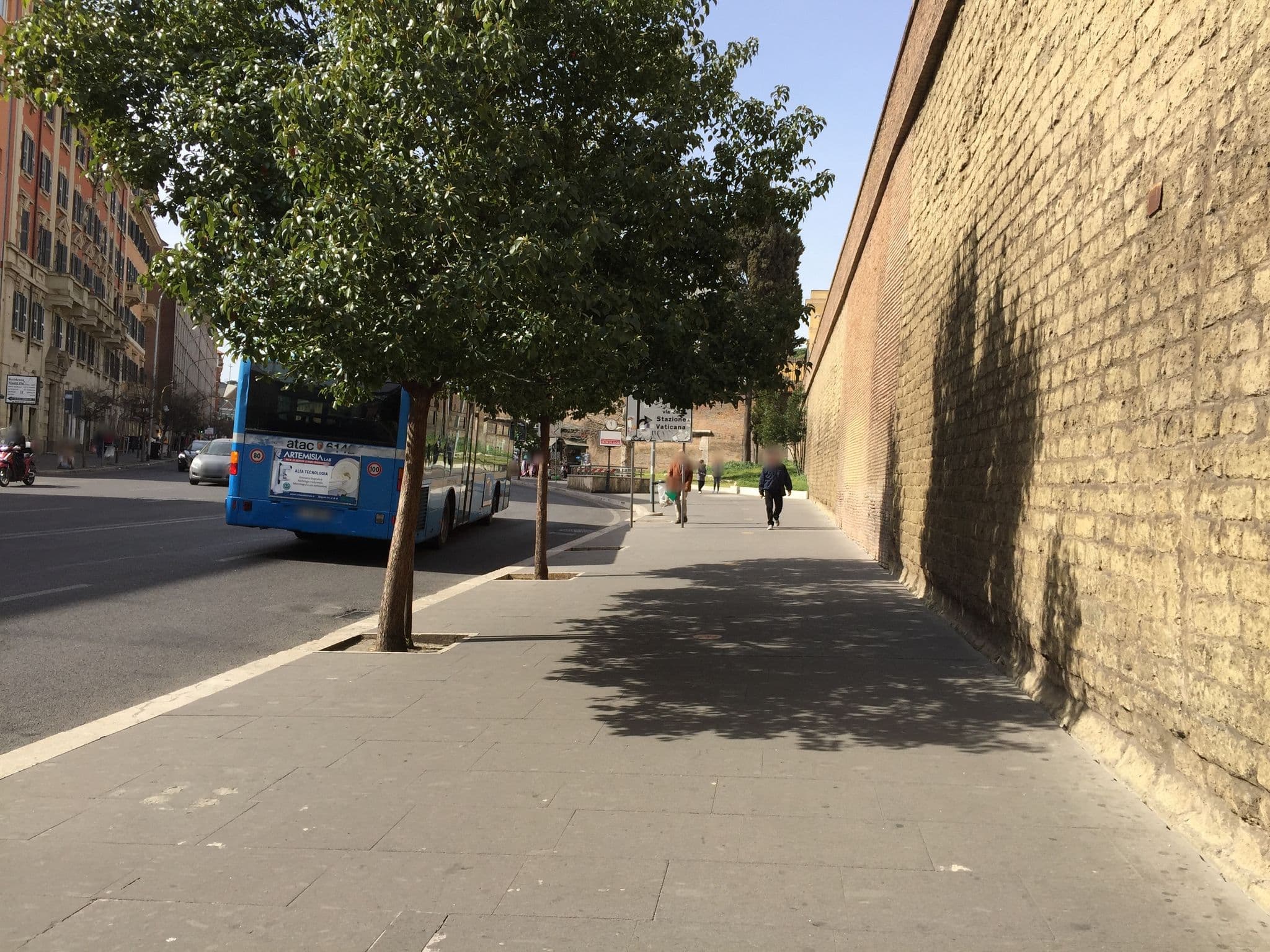 Street view near Sweetly Home Roma, Borgo — © richlv (CC BY-SA · Mapillary)