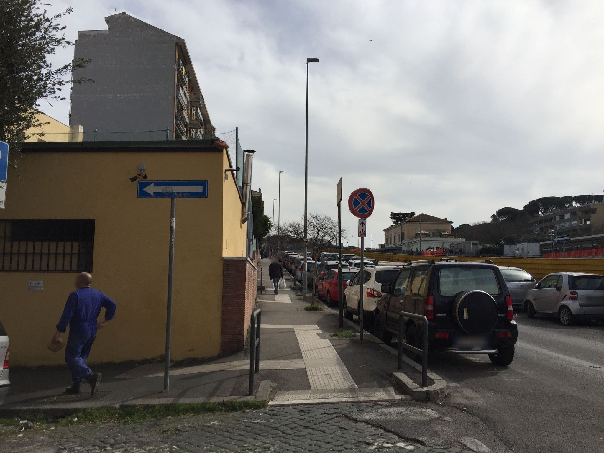 Street view near Vatican Accommodations, Borgo — © richlv (CC BY-SA · Mapillary)