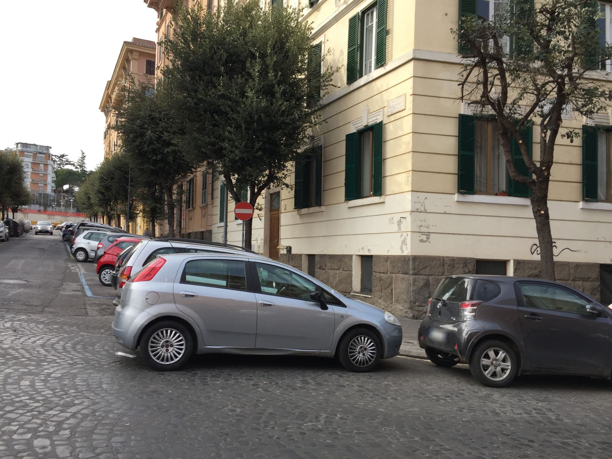 Street view near Laeta Domus in San Pietro, Borgo — © richlv (CC BY-SA · Mapillary)