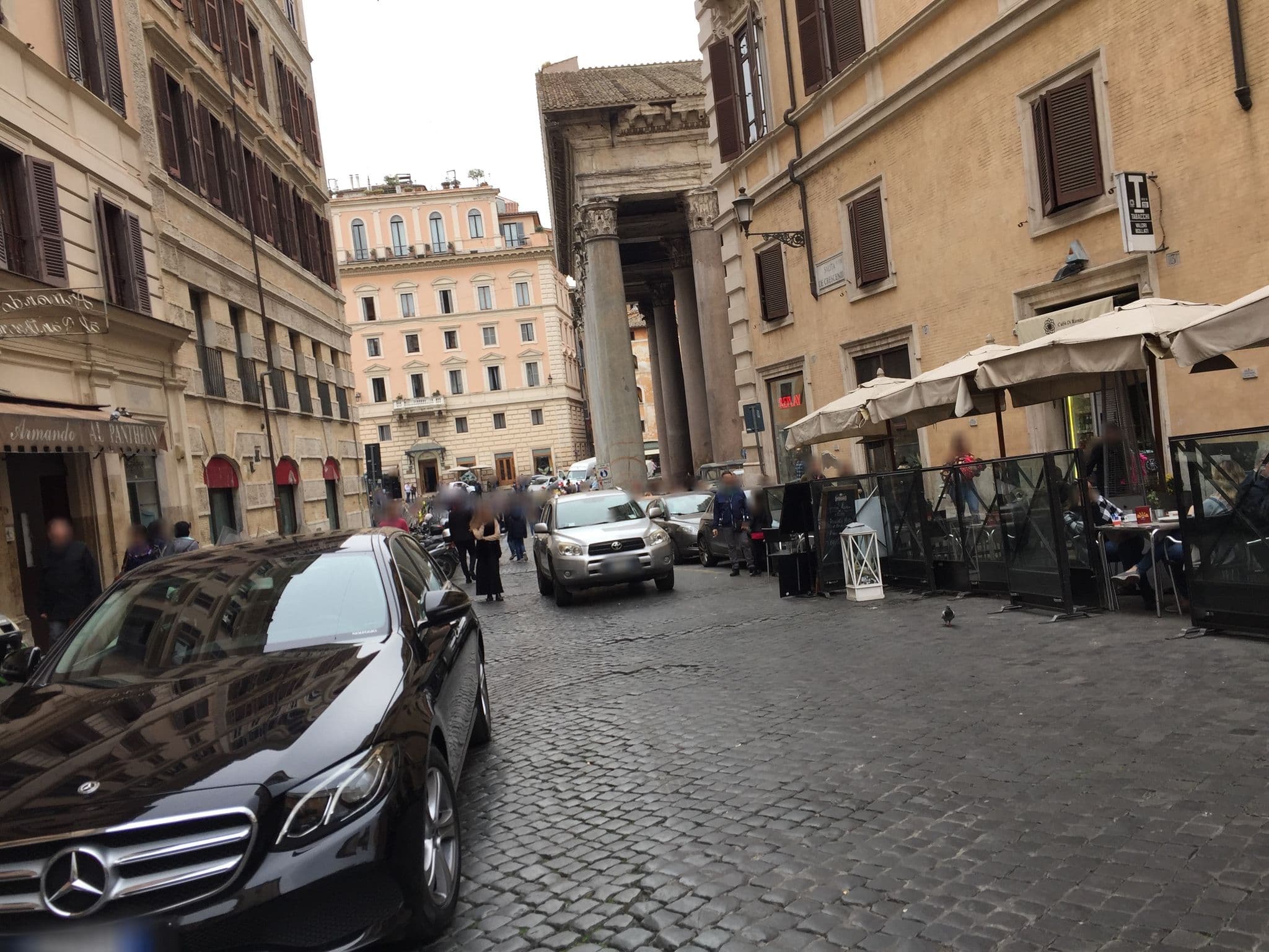 Street view near Residence di Rienzo, Sant'Eustachio — © richlv (CC BY-SA · Mapillary)