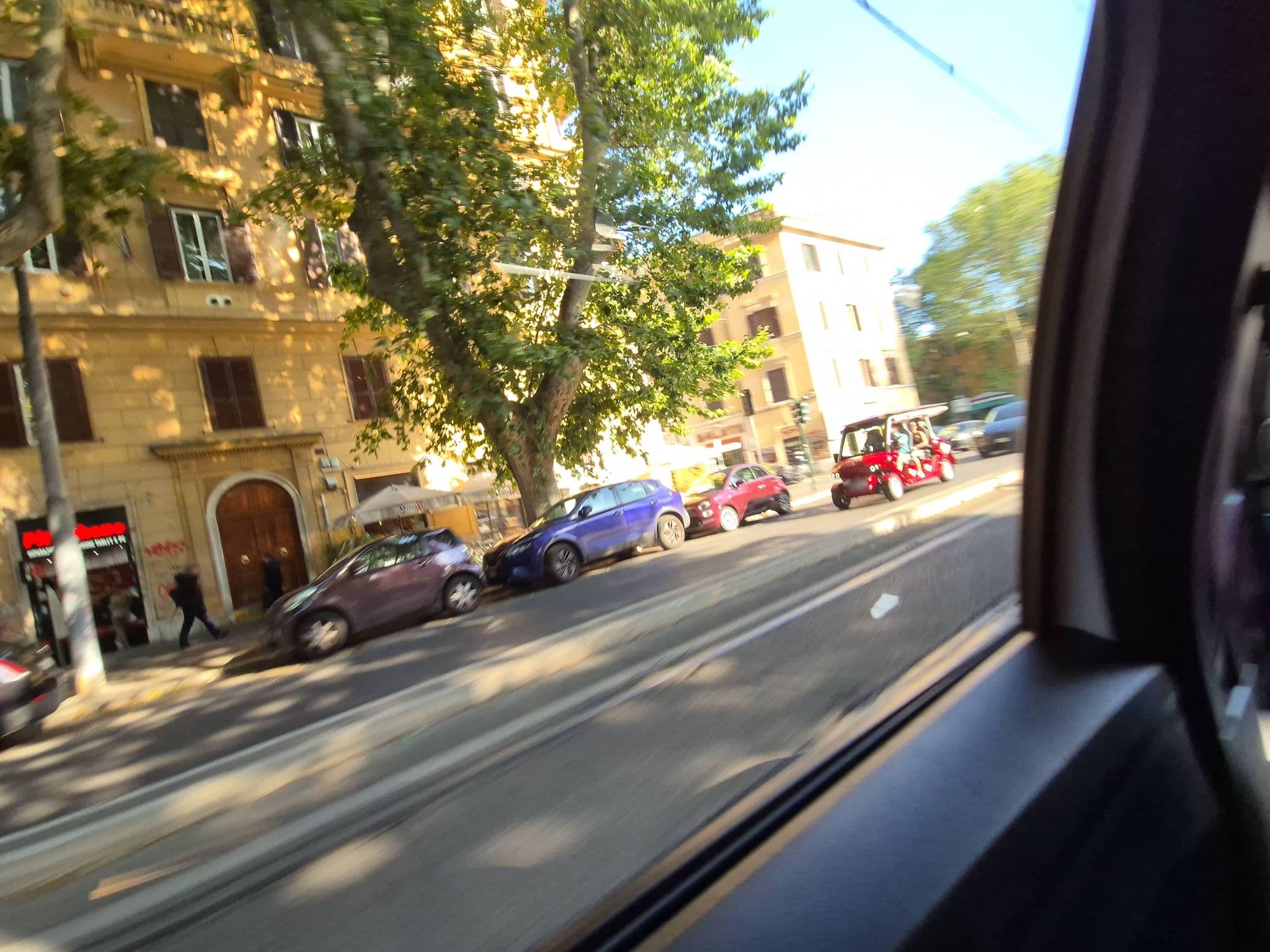 Street view near Paola a Trastevere, Trastevere — © omfg_notpr (CC BY-SA · Mapillary)