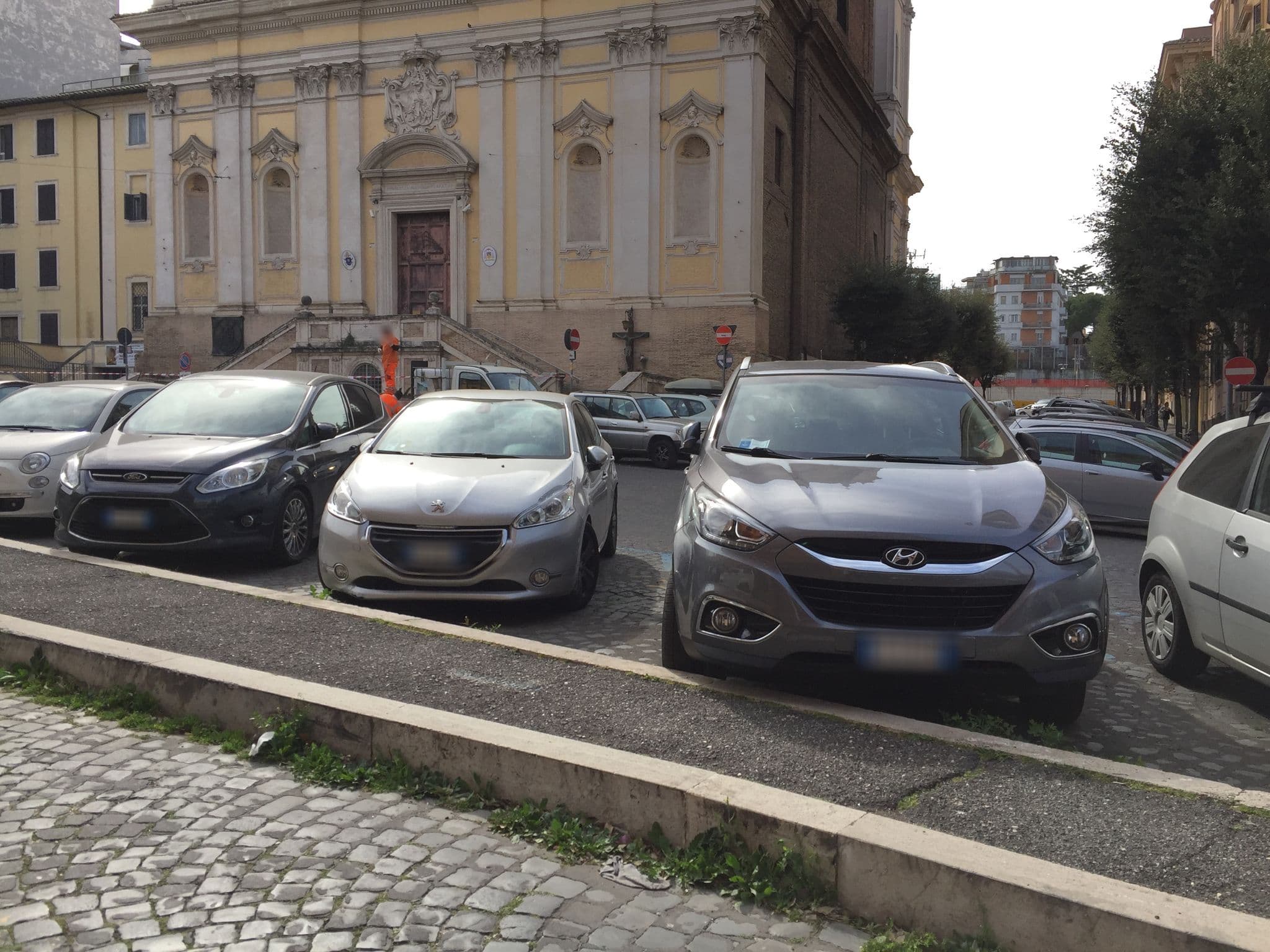 Street view near San Peter Rome - B&B, Borgo — © richlv (CC BY-SA · Mapillary)