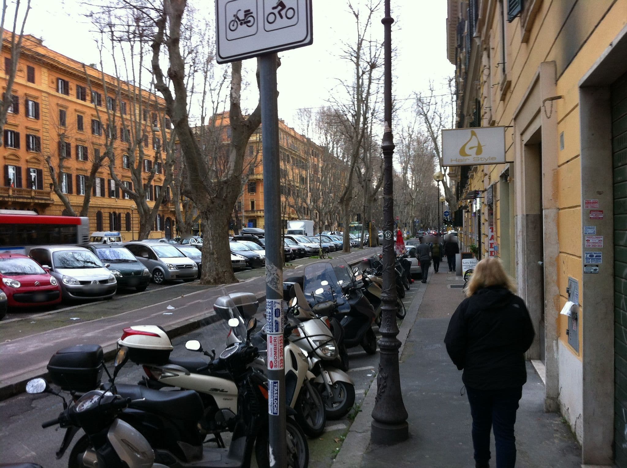 Street view near Vino e Oli Residenze, Prati — © ugz (CC BY-SA · Mapillary)