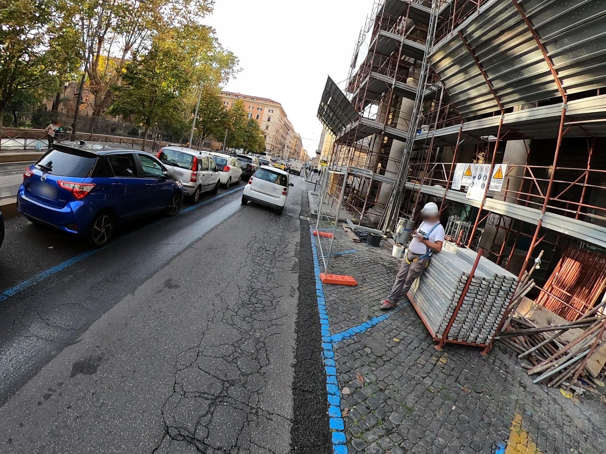 Street view near La Vacanza Perfetta, Monti — © alesarrett (CC BY-SA · Mapillary)