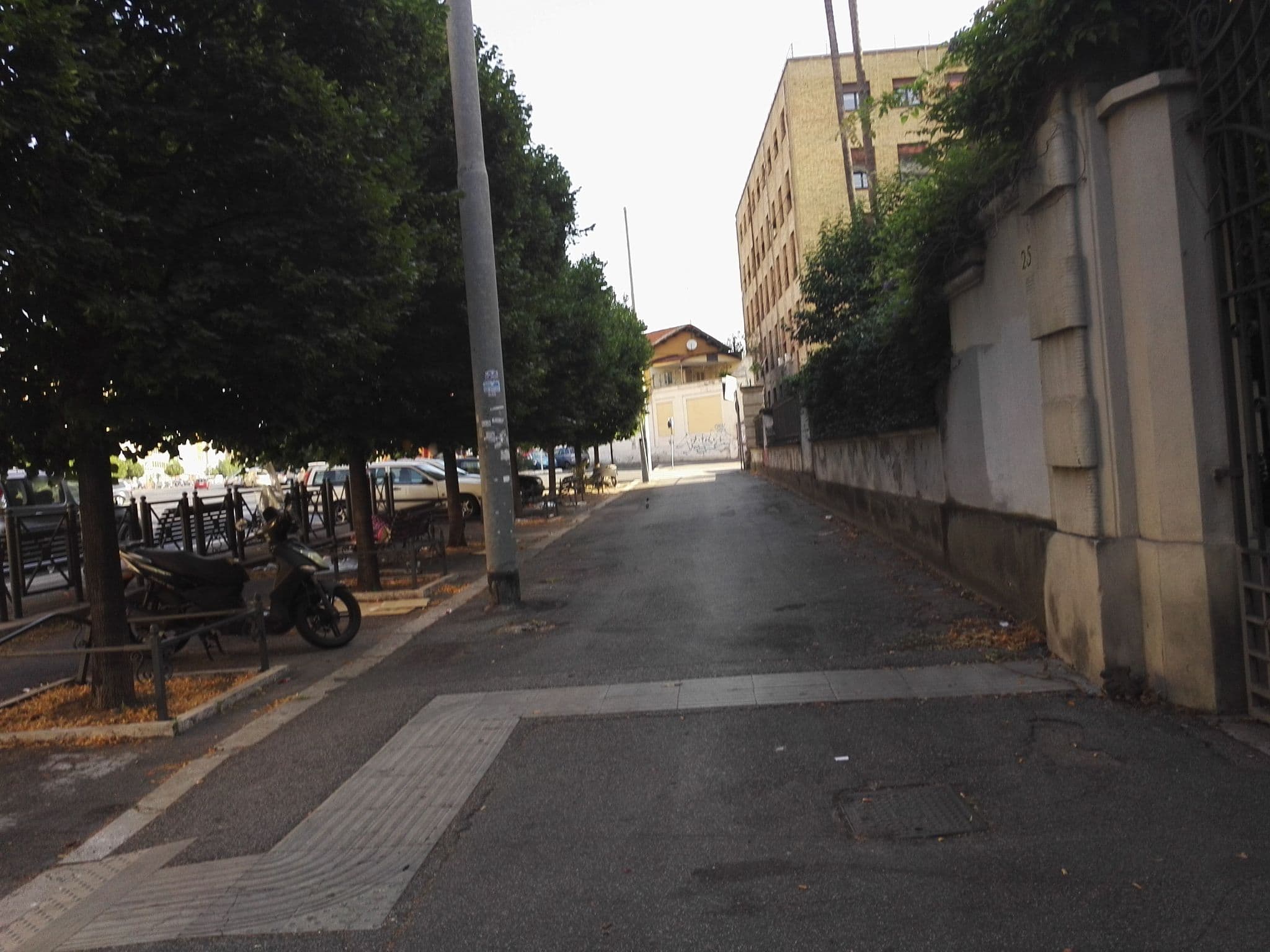 Street view near La Locanda Dell Angelo Bed & Breakfast Rome, Castro Pretorio — © marcuscalabresus (CC BY-SA · Mapillary)