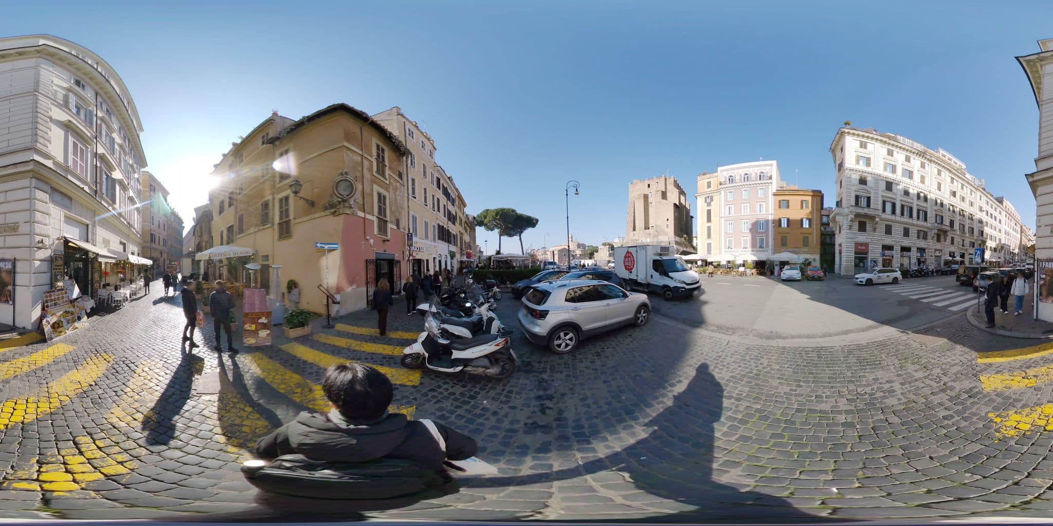 Street view near Room In Rome, Pigna — © akiyoshiii213 (CC BY-SA · Mapillary)