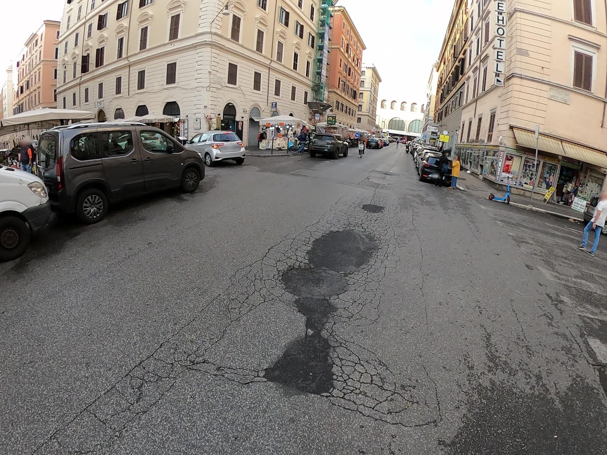 Street view near Sweet Dream Roma Termini, Monti — © alesarrett (CC BY-SA · Mapillary)