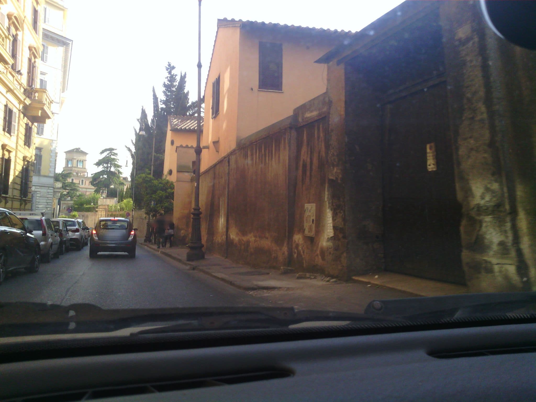 Street view near Slendid hotel, Ludovisi — © giardia (CC BY-SA · Mapillary)