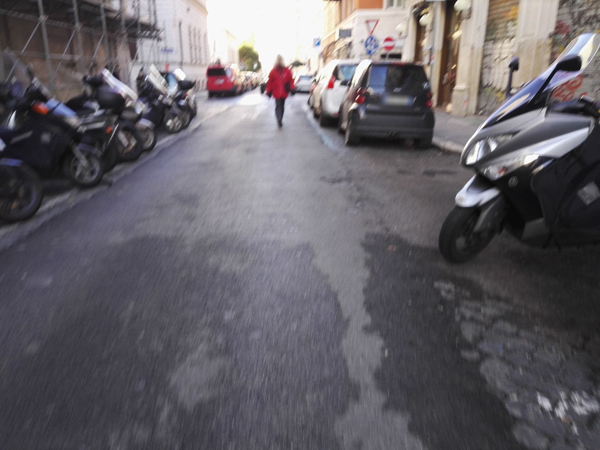 Street view near Domus Urbis, Castro Pretorio — © marcuscalabresus (CC BY-SA · Mapillary)