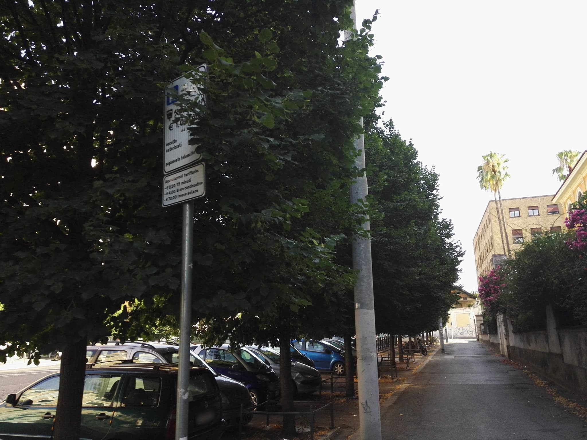 Street view near Palma Residences In Rome, Castro Pretorio — © marcuscalabresus (CC BY-SA · Mapillary)