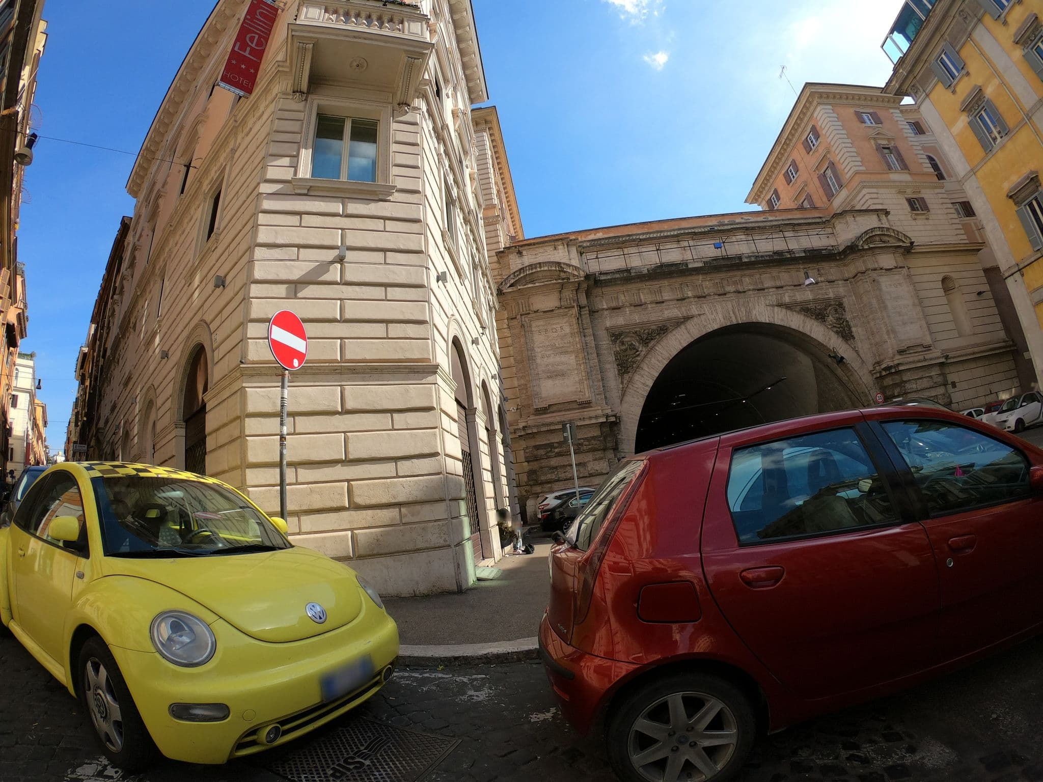 Street view near Hotel Saturnia SRL, Pigna — © richlv (CC BY-SA · Mapillary)