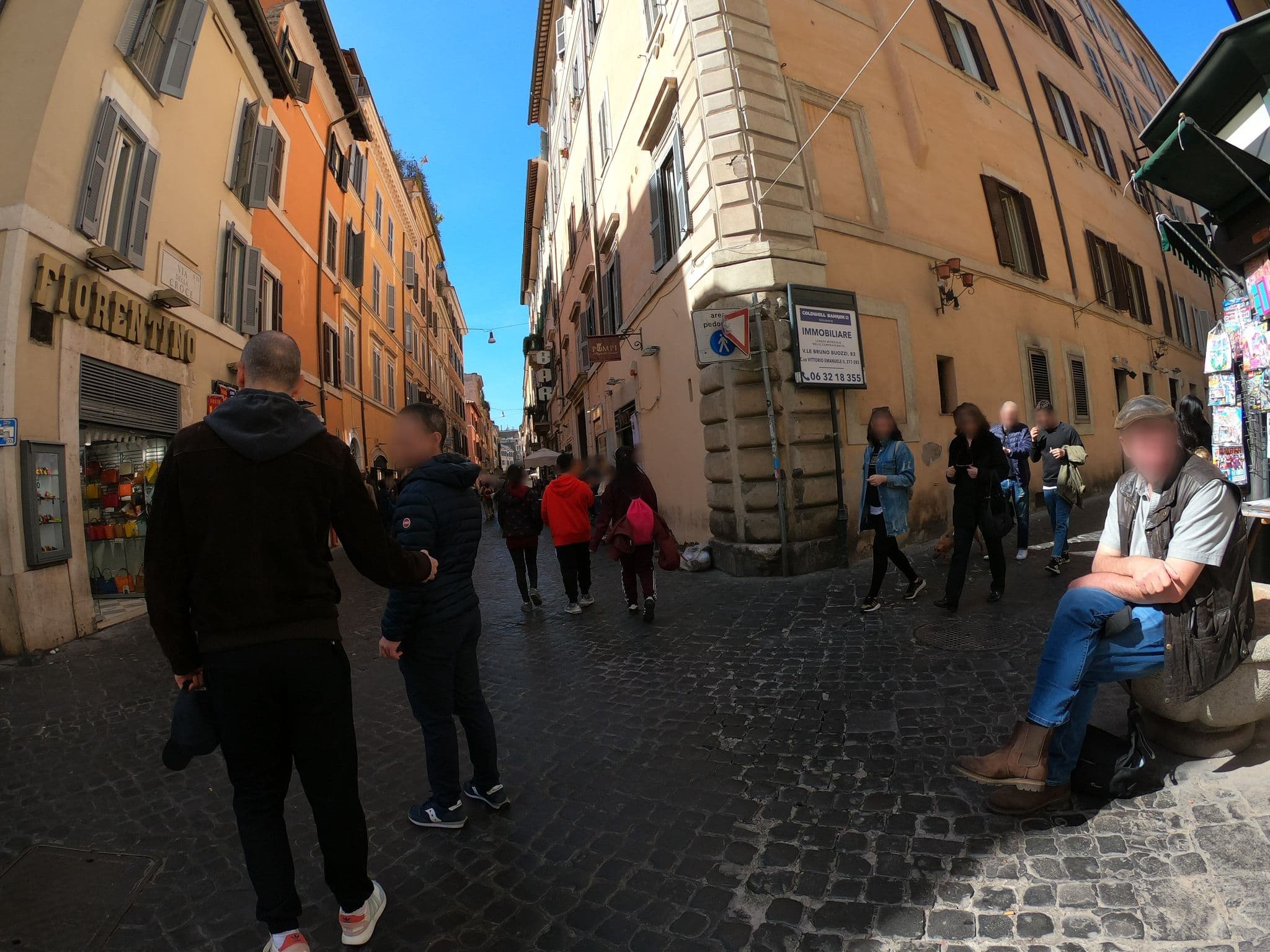 Street view near Condotti Palace, Campo Marzio — © richlv (CC BY-SA · Mapillary)