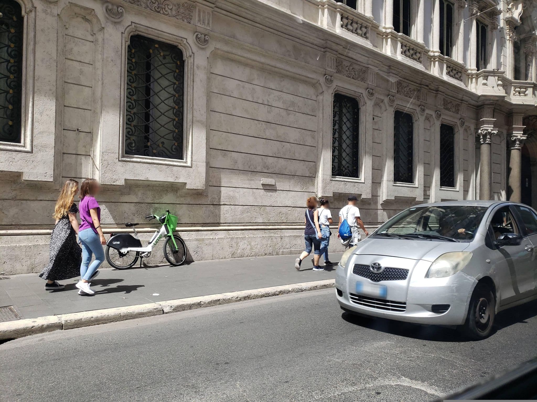 Street view near Via Del Corso Home, Pigna — © mapfool (CC BY-SA · Mapillary)