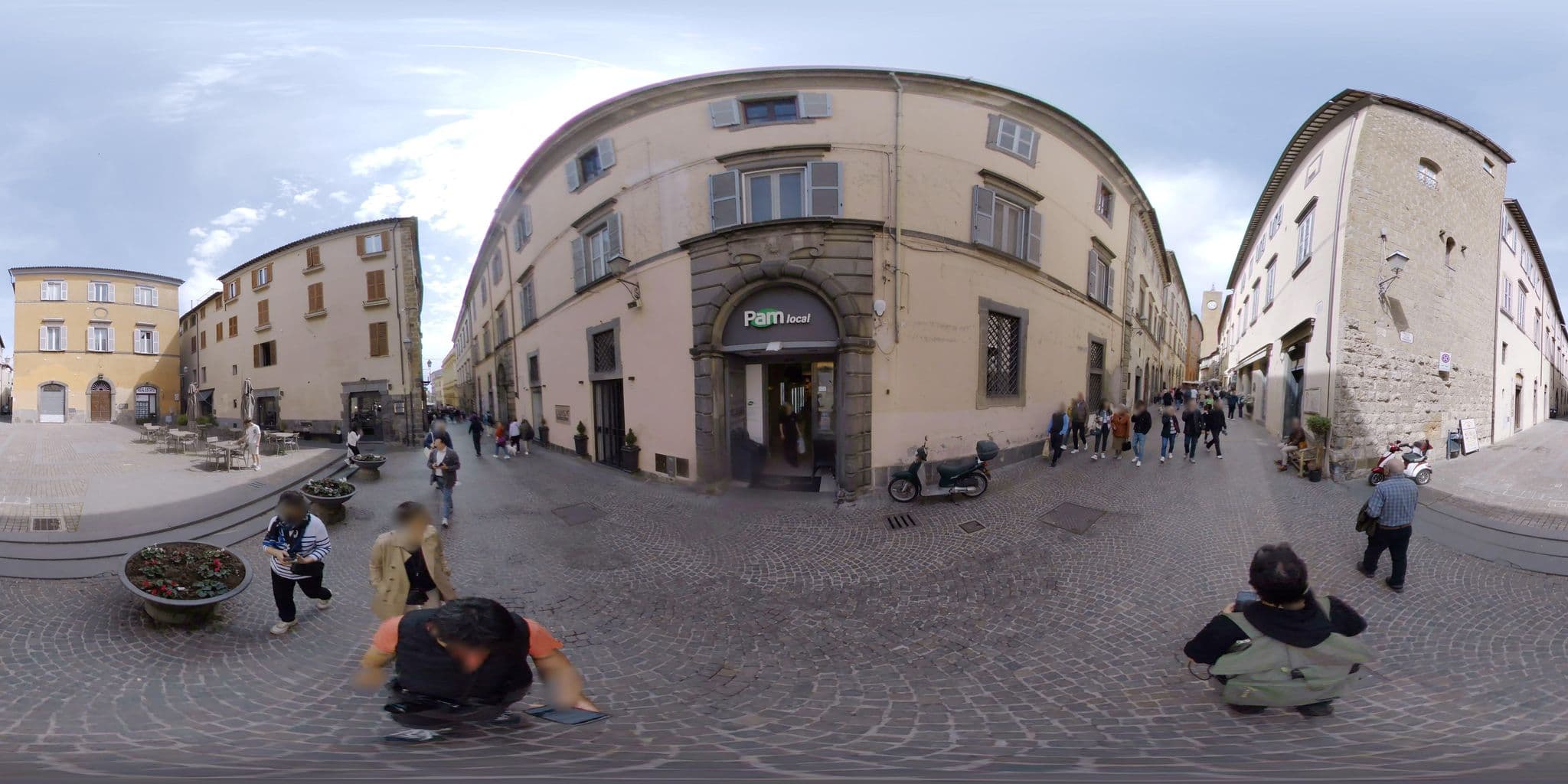 Street view near La Dimora degli Artisti, Orvieto — © mapconcierge (CC BY-SA · Mapillary)