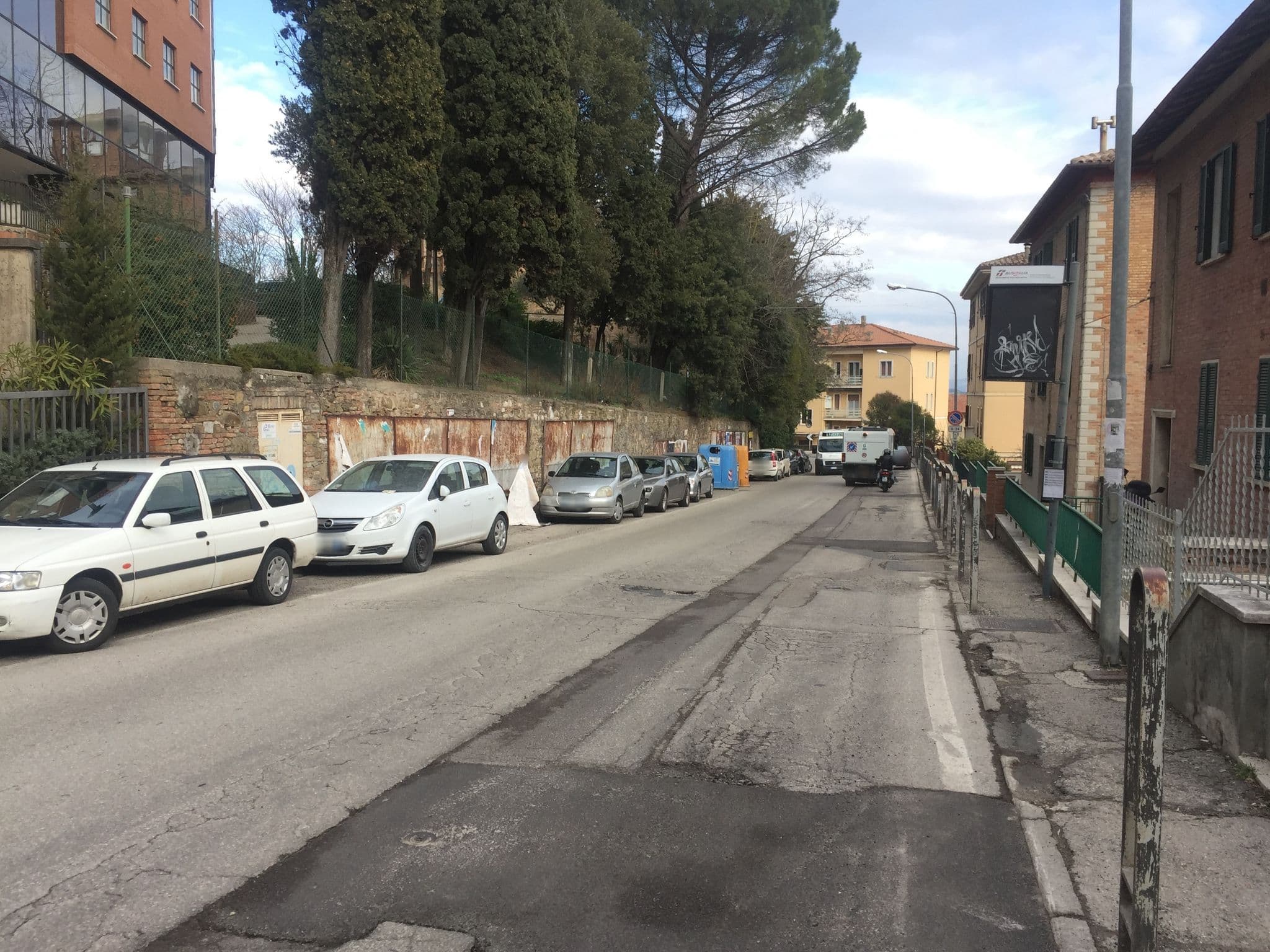 Street view near Camera Dolce Camera, Perugia — © gaius (CC BY-SA · Mapillary)