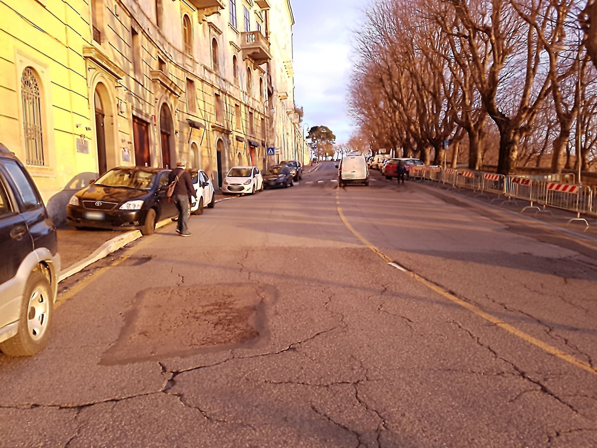 Street view near Albergo Aurora, Perugia — © robertohurtado (CC BY-SA · Mapillary)