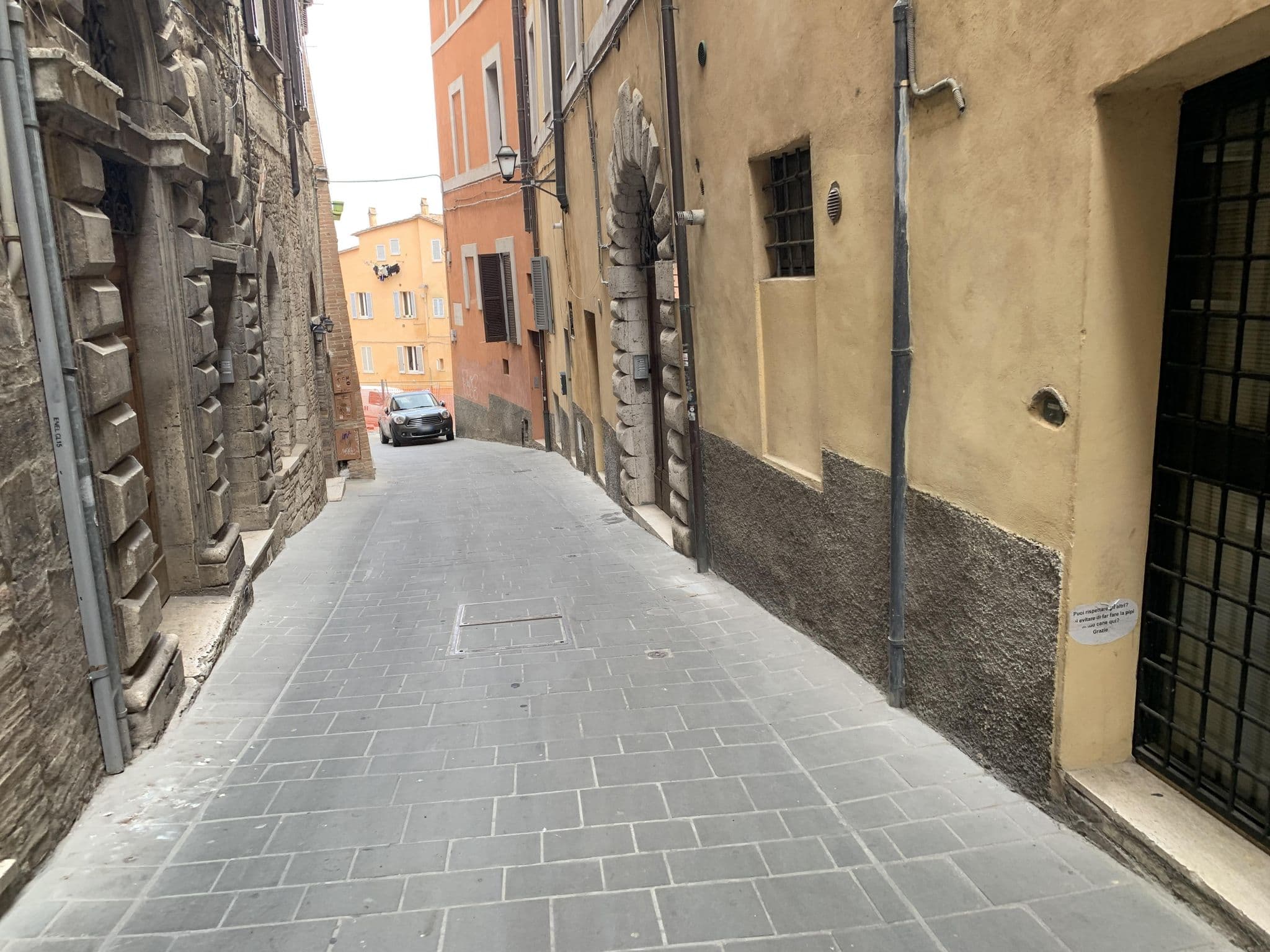 Street view near Miri Lavasani Seyed Abdollah, Perugia — © robot8a (CC BY-SA · Mapillary)