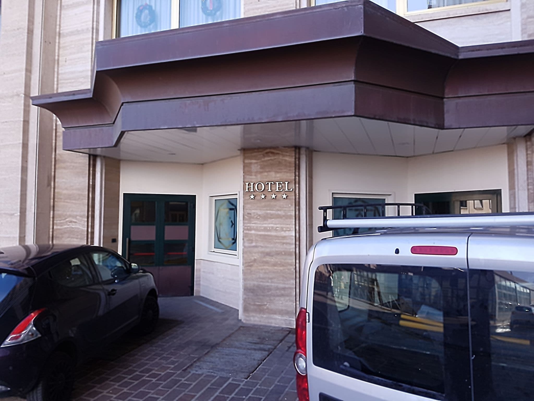 Street view near Hotel Sangallo, Perugia — © robertohurtado (CC BY-SA · Mapillary)