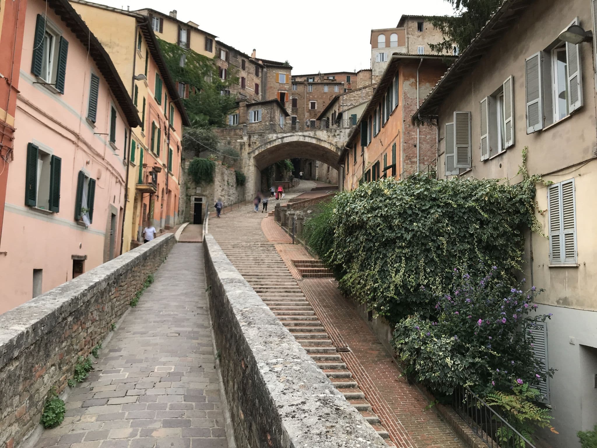 Street view near Via Appia 19, Perugia — © arcanma (CC BY-SA · Mapillary)