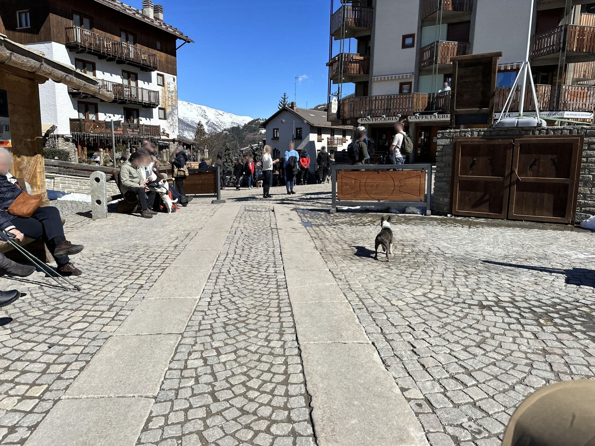 Street view near Hotel Florida Prata, Sauze d'Oulx — © RSTQ (CC BY-SA · Mapillary)