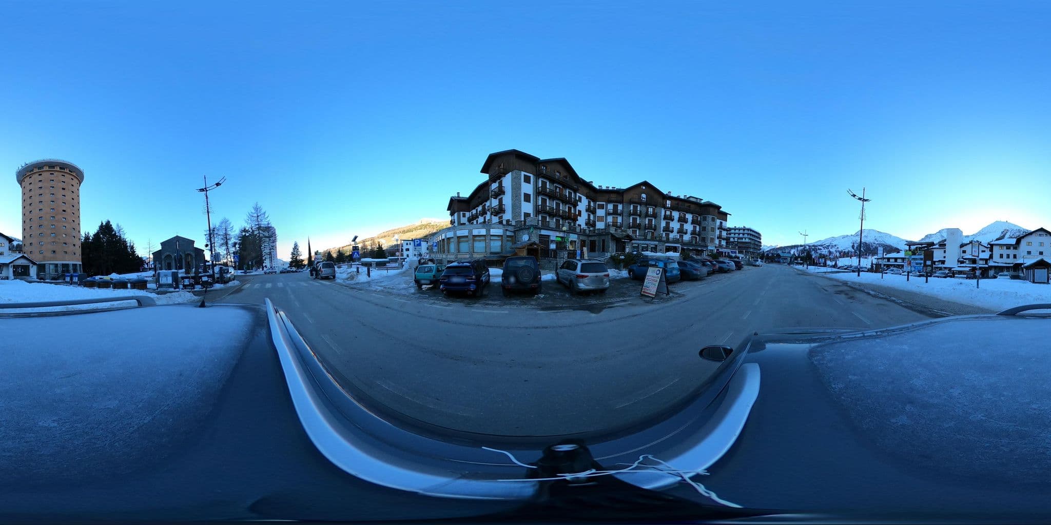 Street view near Torre, Sauze d'Oulx — © canfe (CC BY-SA · Mapillary)