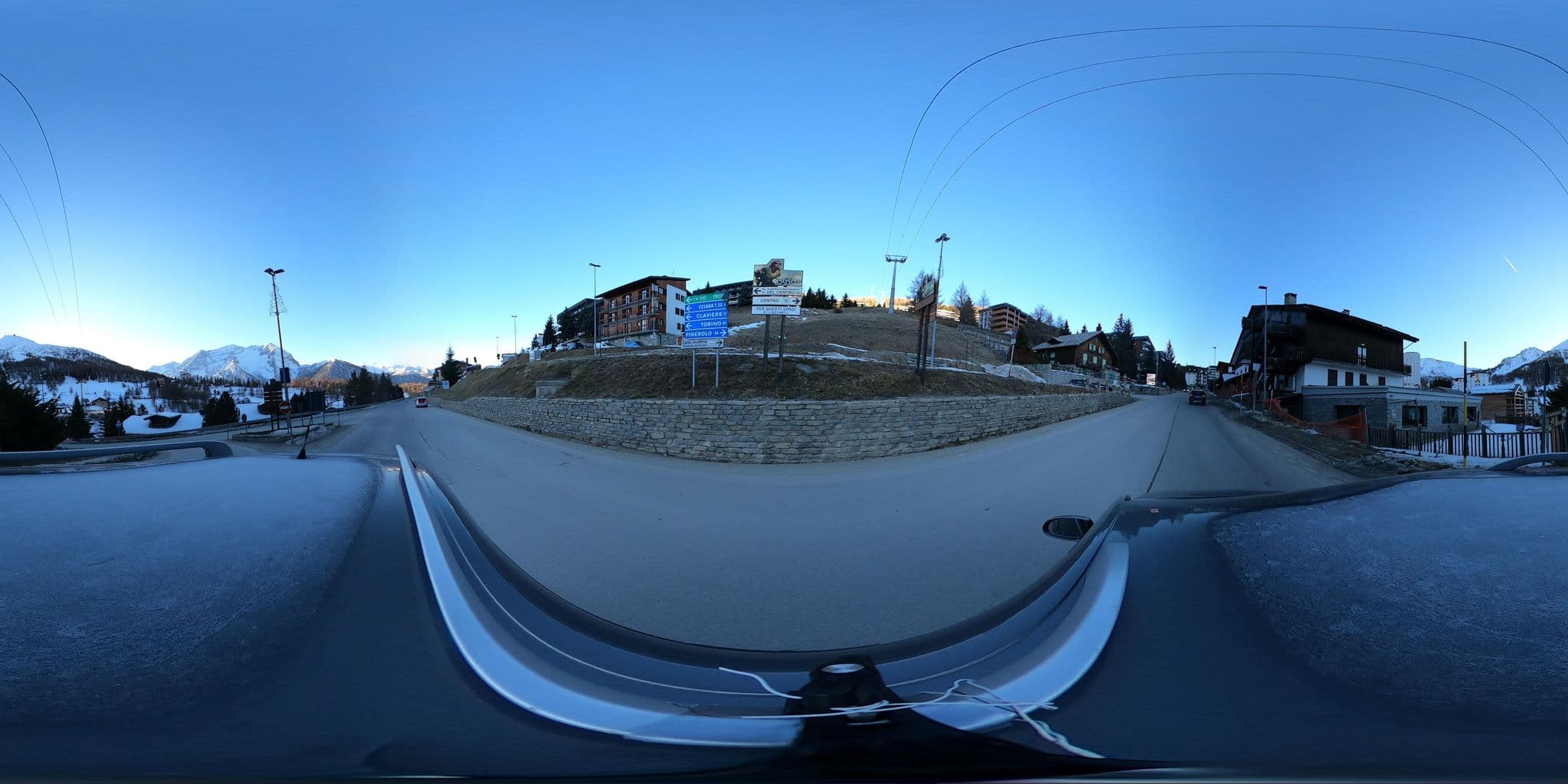 Street view near Hotel Lago Losetta Melvin Jones, Sauze d'Oulx — © canfe (CC BY-SA · Mapillary)