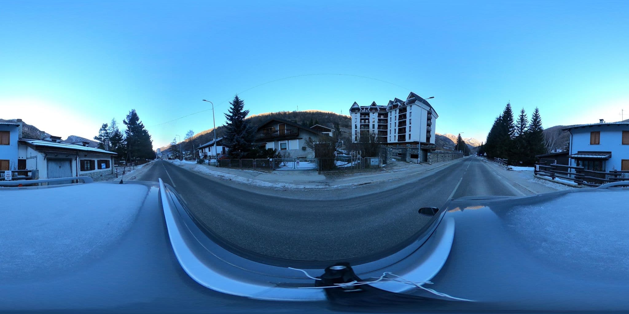 Street view near Pragelato Village Resort, Sauze d'Oulx — © canfe (CC BY-SA · Mapillary)