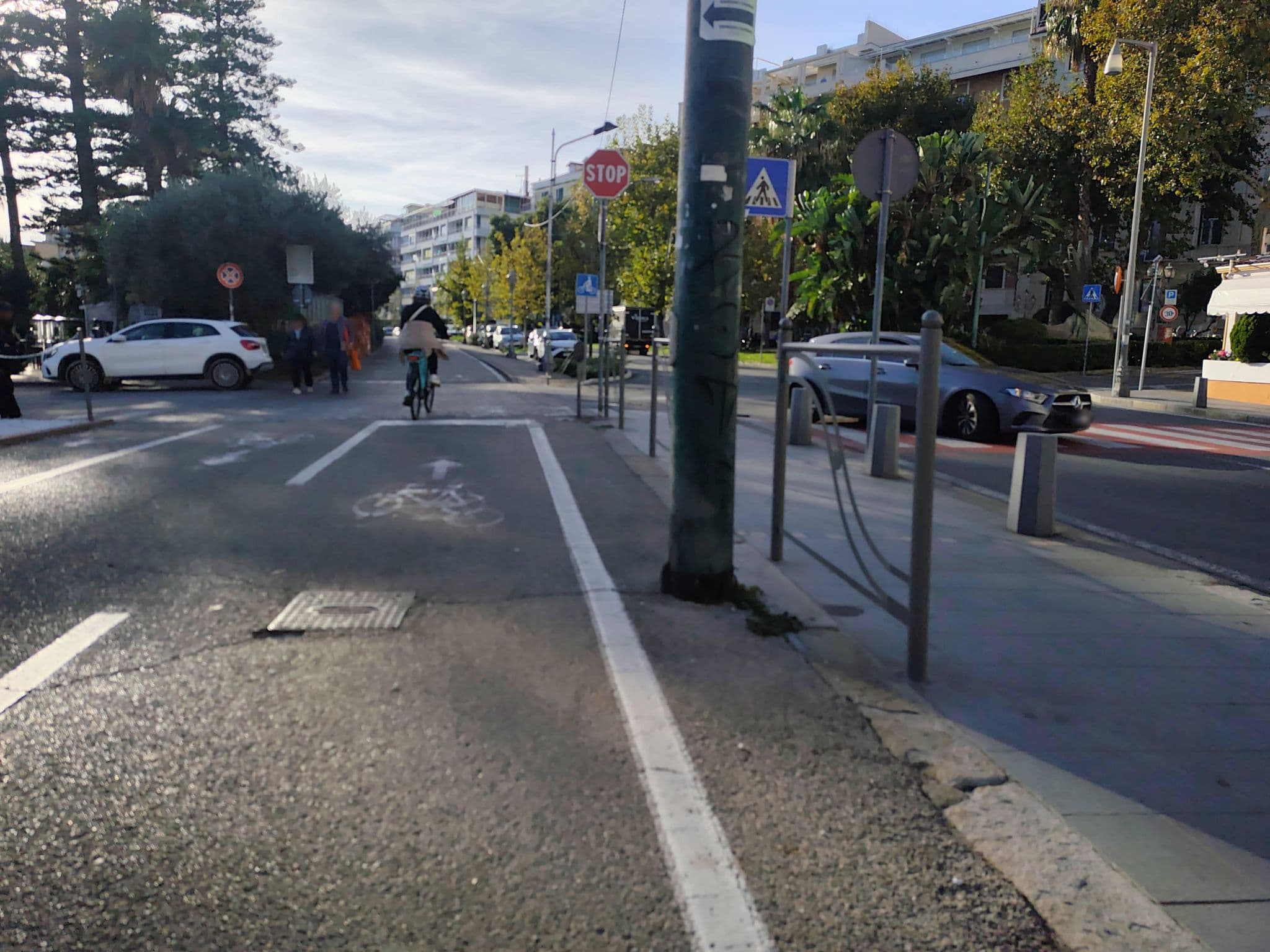 Street view near Hotel Marinella, Sanremo — © Duro (CC BY-SA · Mapillary)