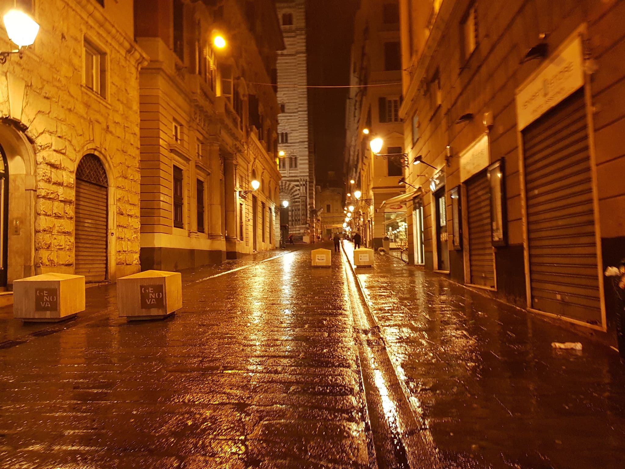 Street view near Domus Antiqua San Lorenzo, Genoa — © ale_zena_it (CC BY-SA · Mapillary)