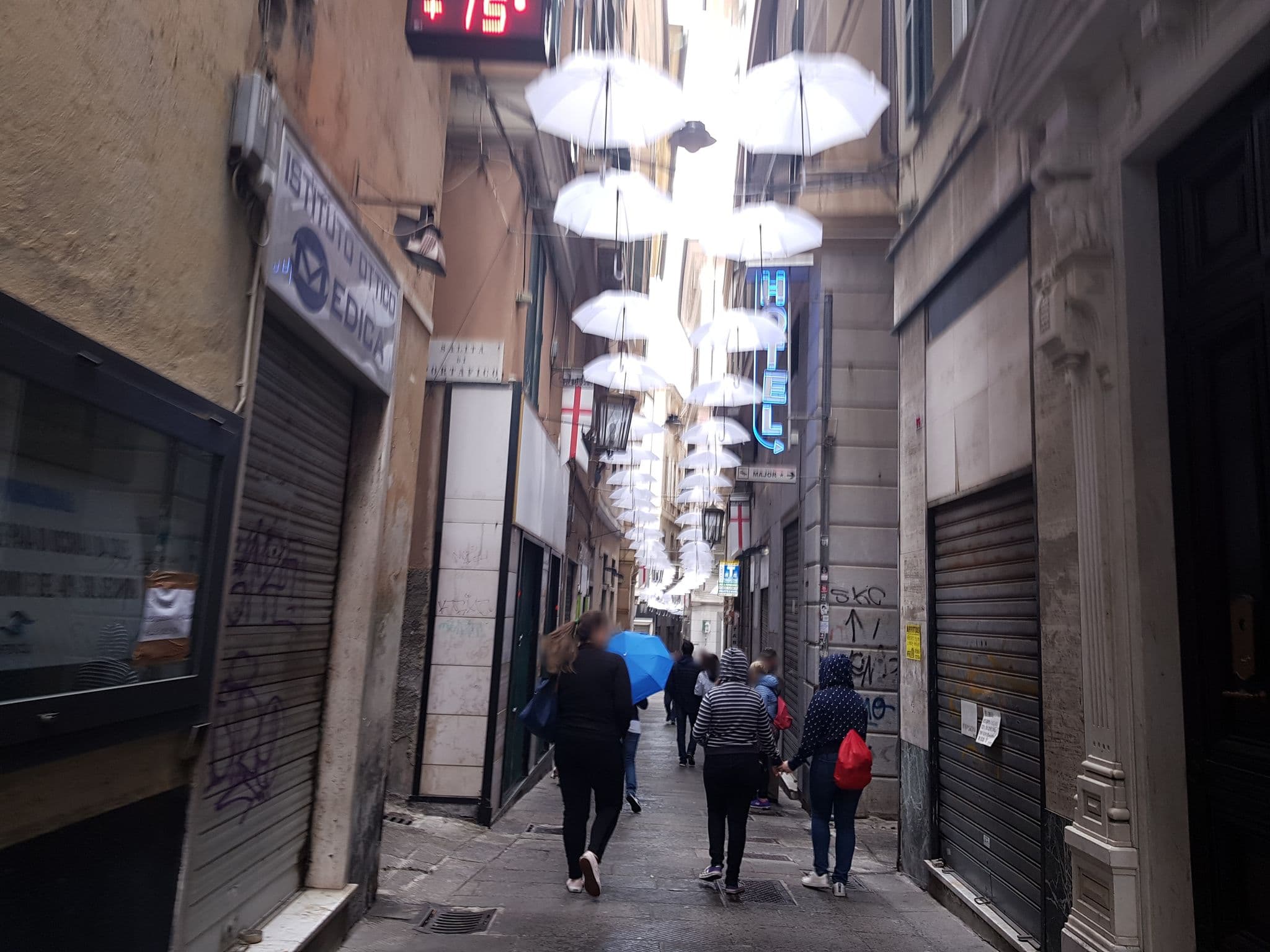 Street view near L'angolo di Luccoli, Genoa — © ale_zena_it (CC BY-SA · Mapillary)