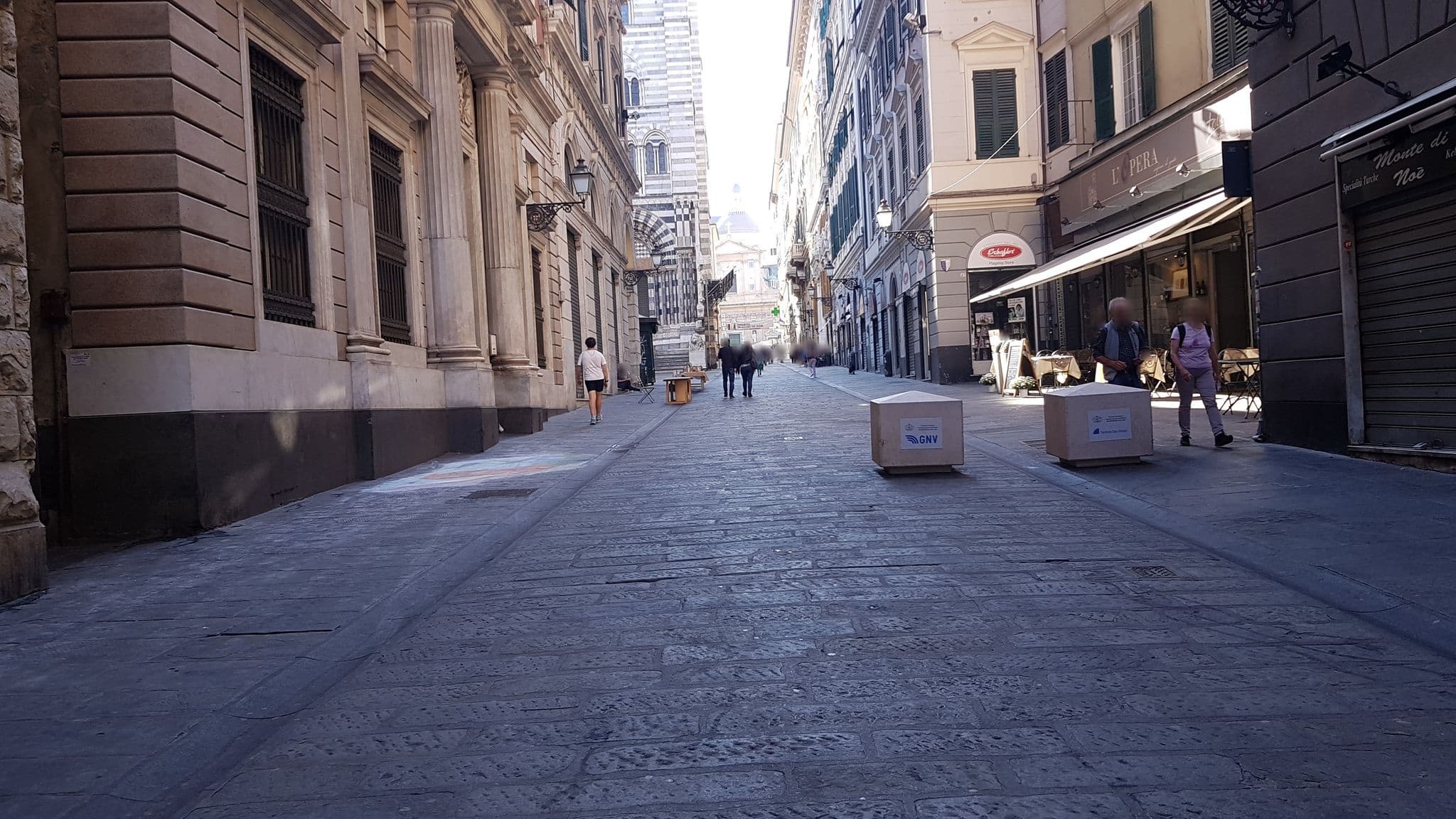 Street view near B&B Nei Caruggi, Genoa — © ale_zena_it (CC BY-SA · Mapillary)