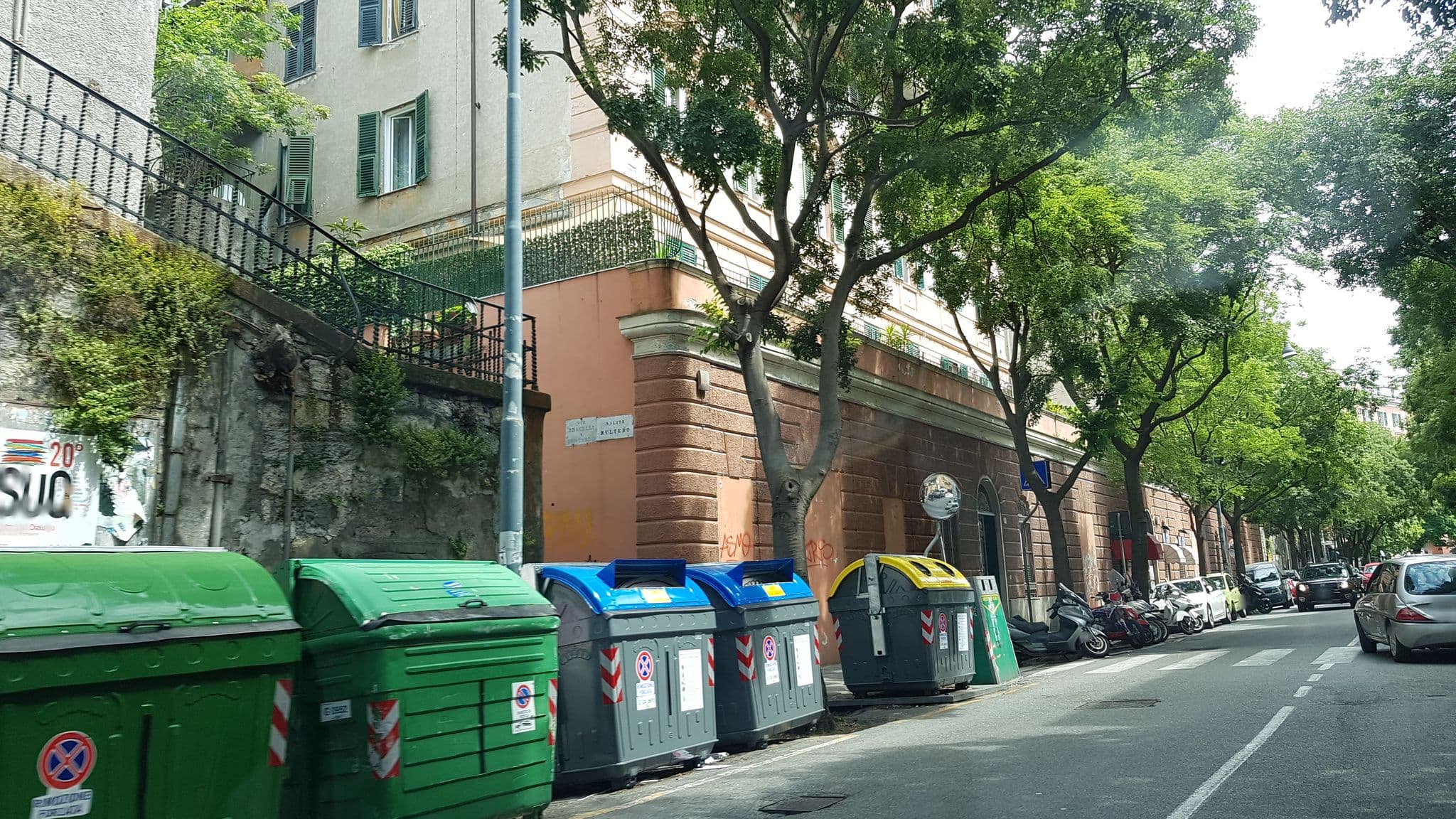 Street view near Il Giardino dei Limoni Room & Breakfast, Genoa — © ale_zena_it (CC BY-SA · Mapillary)